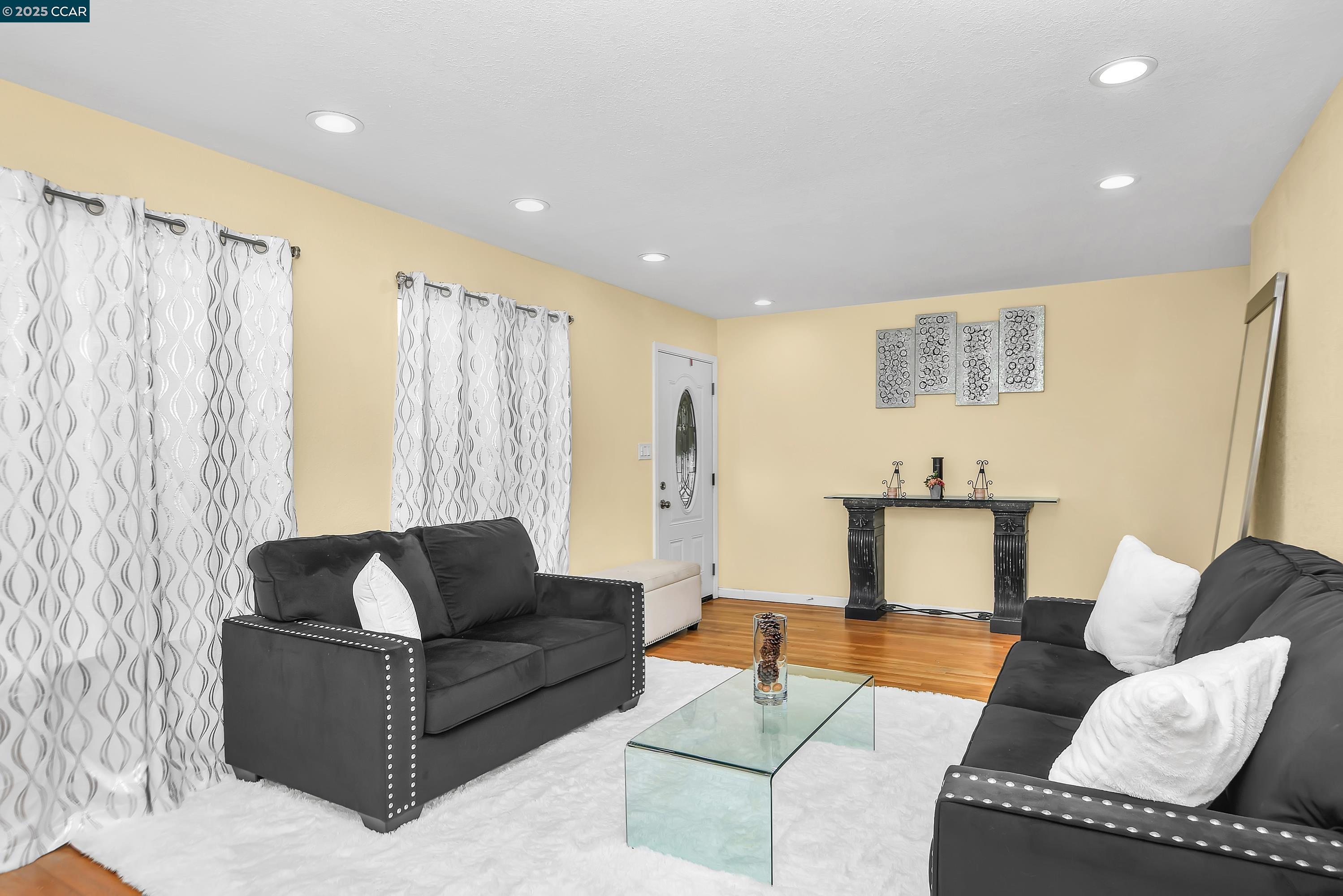 Detail Gallery Image 8 of 33 For 3602 Longview Rd, Antioch,  CA 94509 - 3 Beds | 2 Baths