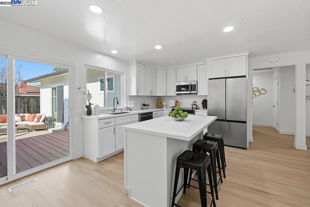 Detail Gallery Image 19 of 60 For 2551 Cherrywood Dr, Union City,  CA 94587 - 4 Beds | 2 Baths