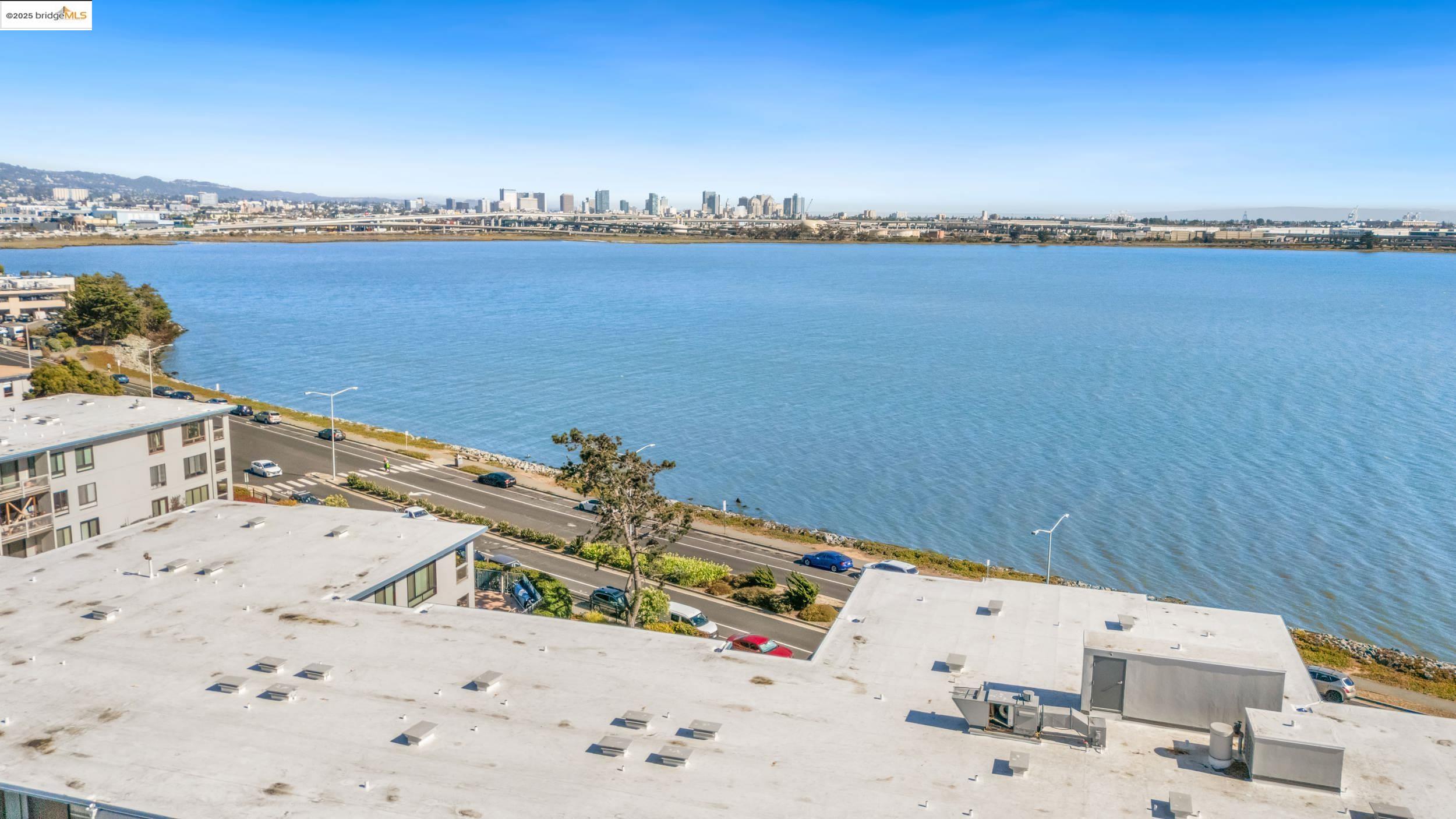 Detail Gallery Image 22 of 25 For 2 Anchor #F497,  Emeryville,  CA 94608 - 1 Beds | 1 Baths