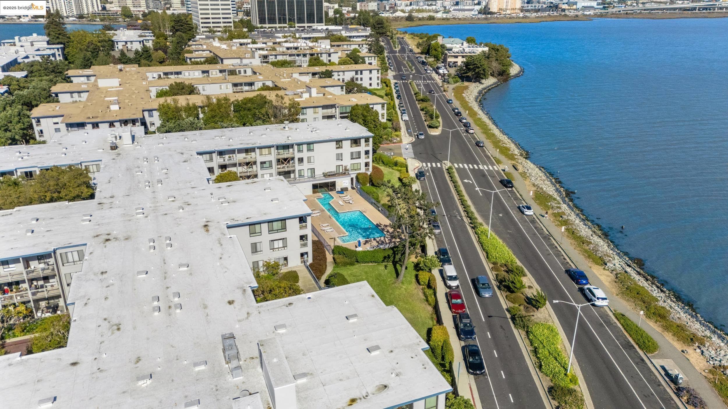 Detail Gallery Image 23 of 25 For 2 Anchor #F497,  Emeryville,  CA 94608 - 1 Beds | 1 Baths