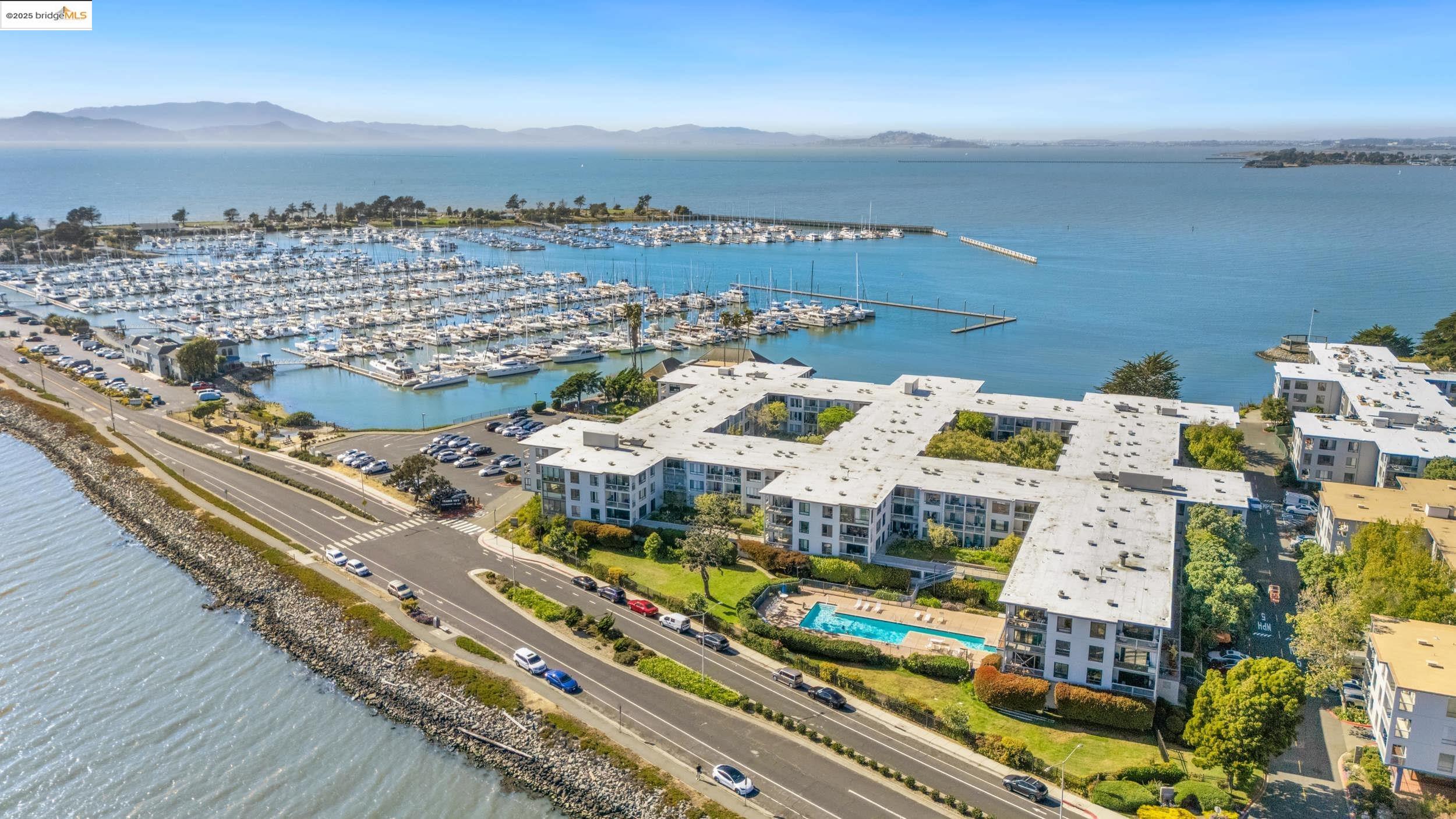 Detail Gallery Image 24 of 25 For 2 Anchor #F497,  Emeryville,  CA 94608 - 1 Beds | 1 Baths