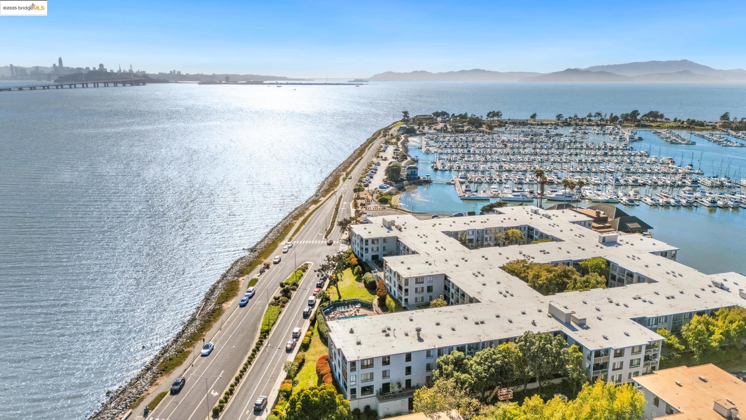 Detail Gallery Image 25 of 25 For 2 Anchor #F497,  Emeryville,  CA 94608 - 1 Beds | 1 Baths