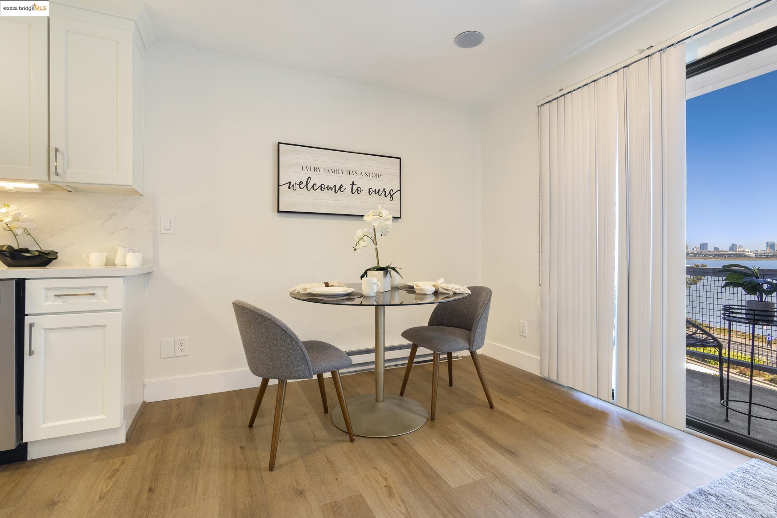 Detail Gallery Image 10 of 25 For 2 Anchor #F497,  Emeryville,  CA 94608 - 1 Beds | 1 Baths