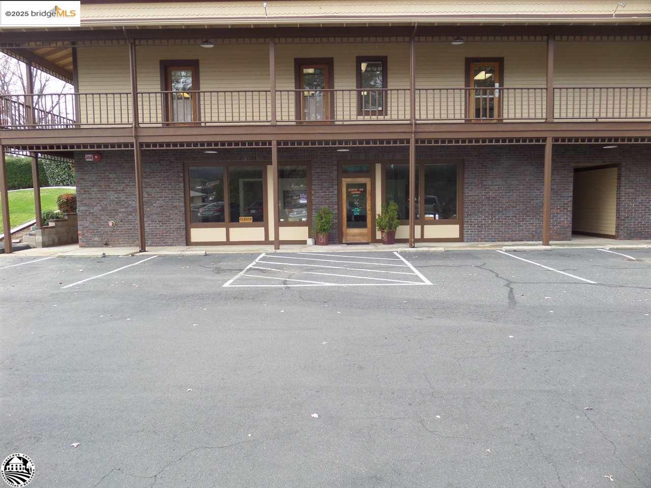 Front Image Thumbnail for EB41118747