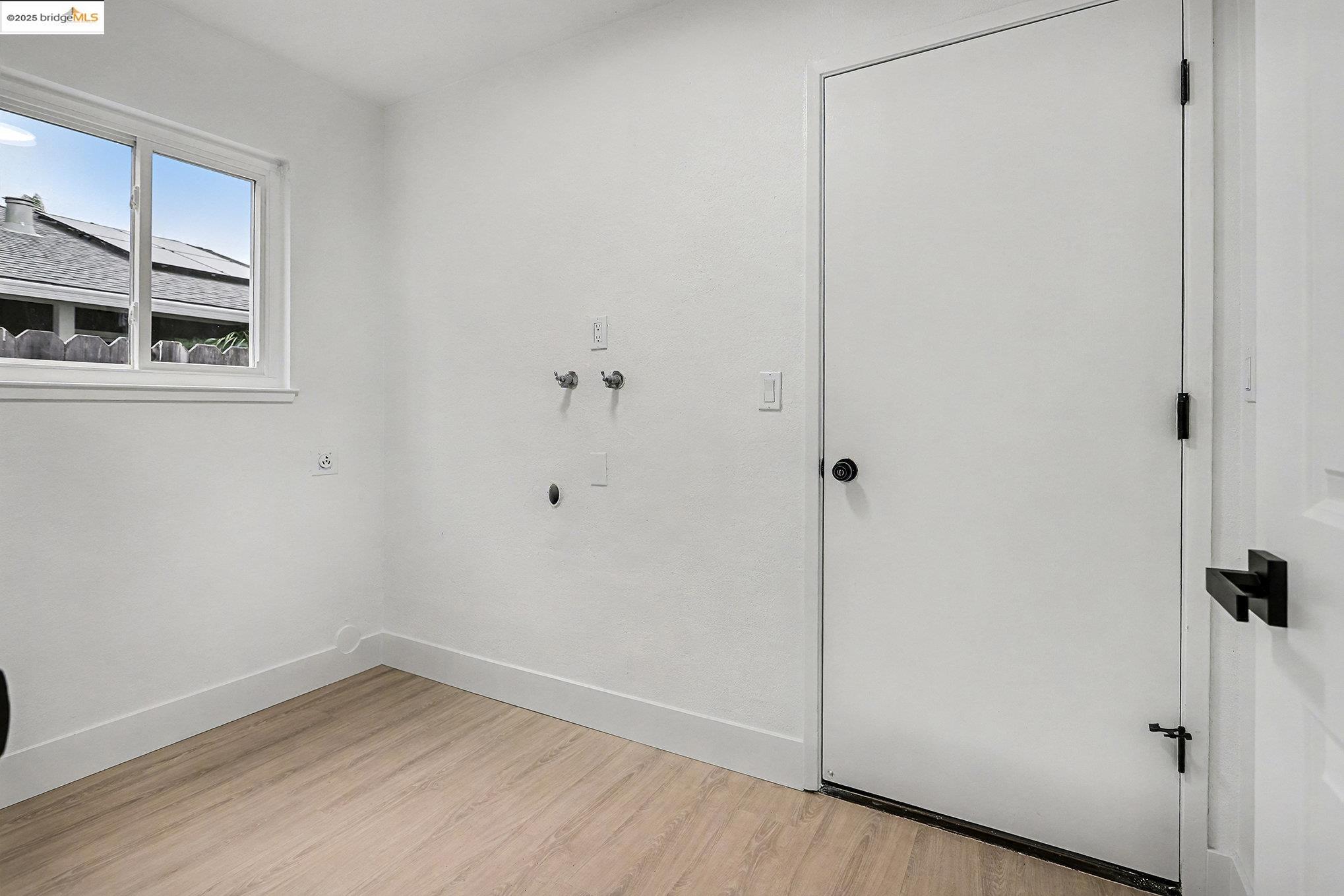 Detail Gallery Image 17 of 48 For 4741 Discovery Pt, Discovery Bay,  CA 94505 - 4 Beds | 2/1 Baths