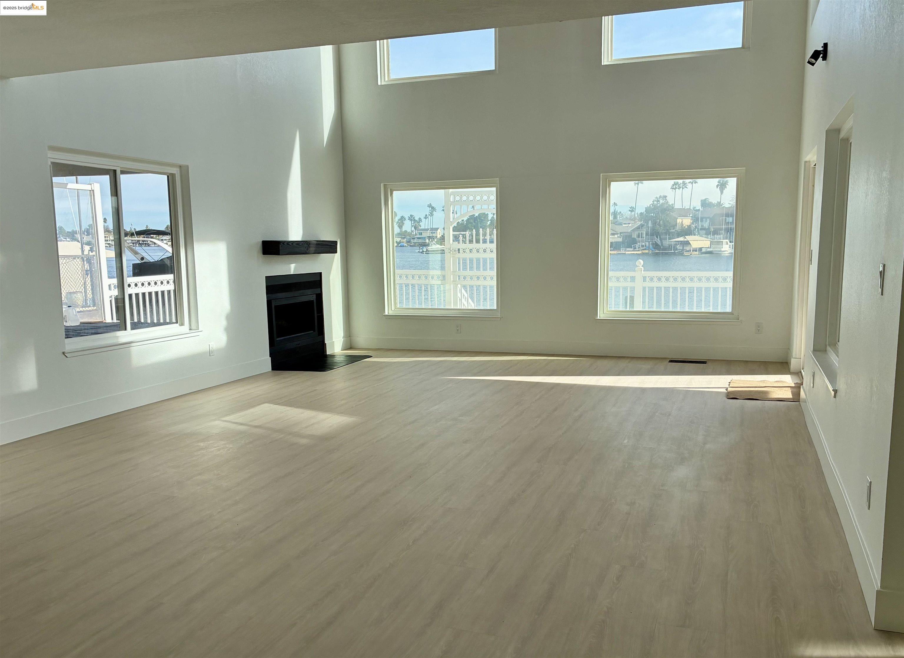 Detail Gallery Image 46 of 48 For 4741 Discovery Pt, Discovery Bay,  CA 94505 - 4 Beds | 2/1 Baths