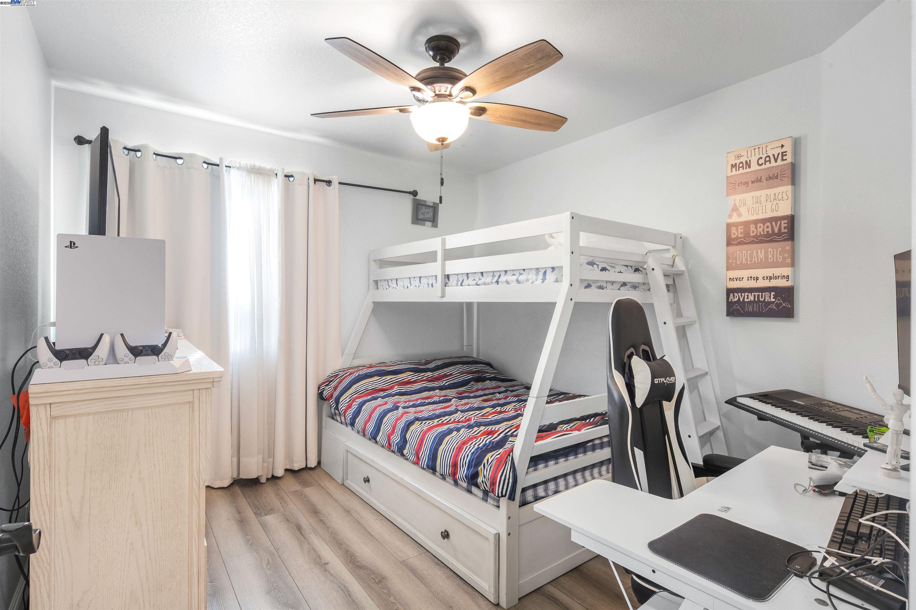 Detail Gallery Image 21 of 35 For 715 Bobcat Ln, Manteca,  CA 95336 - 4 Beds | 2 Baths