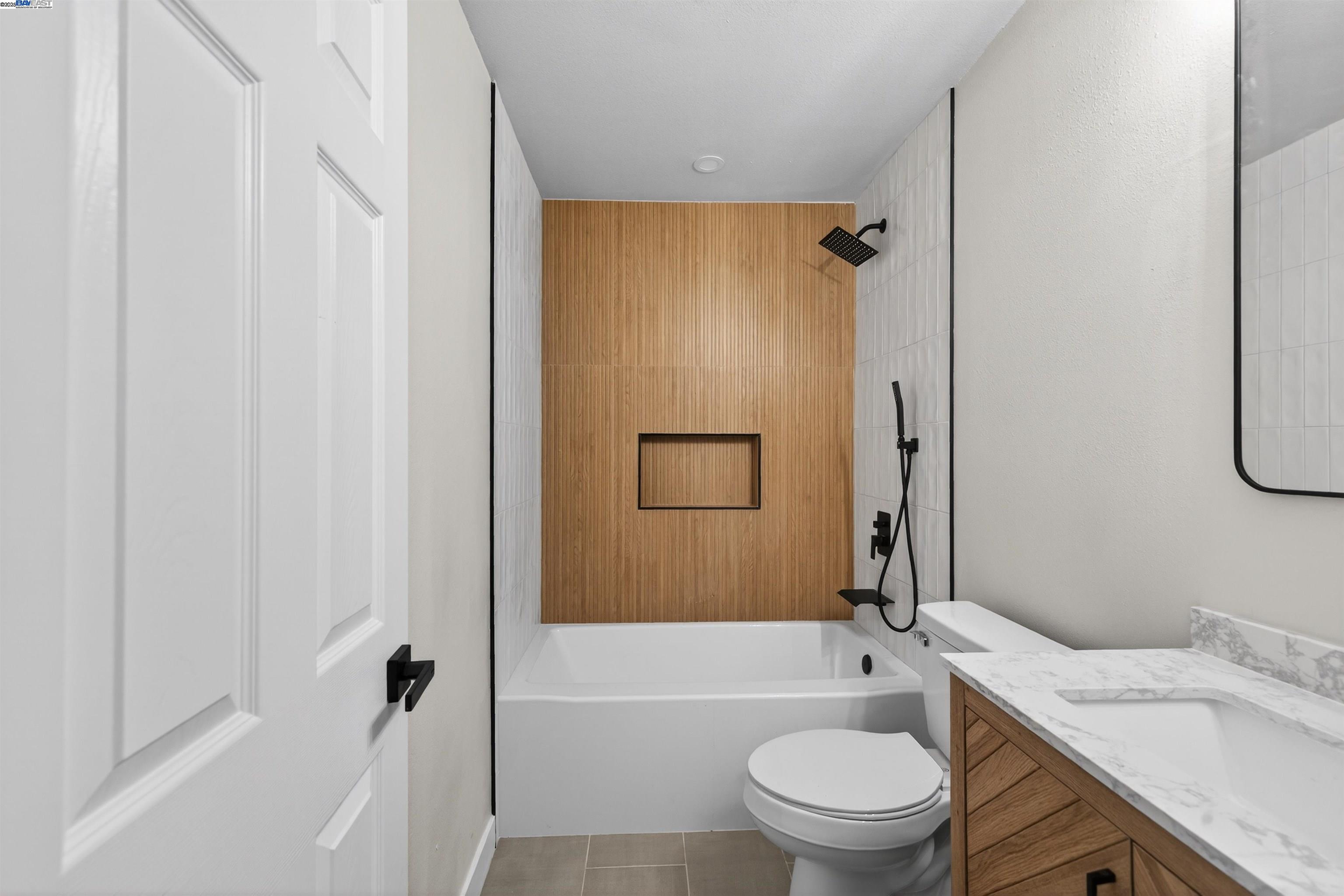 Detail Gallery Image 16 of 30 For 312 Lance Dr, Vacaville,  CA 95687 - 4 Beds | 2/1 Baths