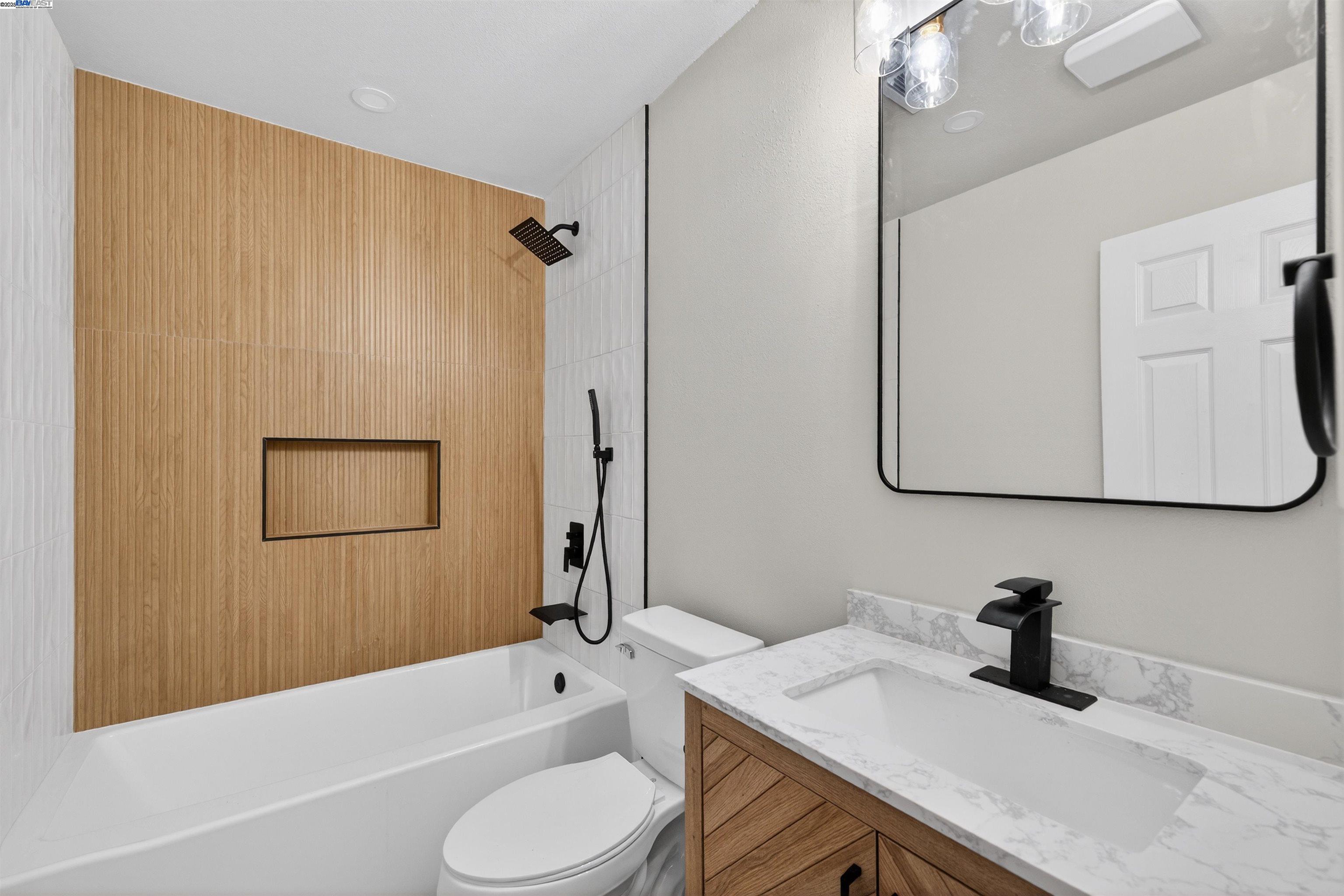 Detail Gallery Image 17 of 30 For 312 Lance Dr, Vacaville,  CA 95687 - 4 Beds | 2/1 Baths