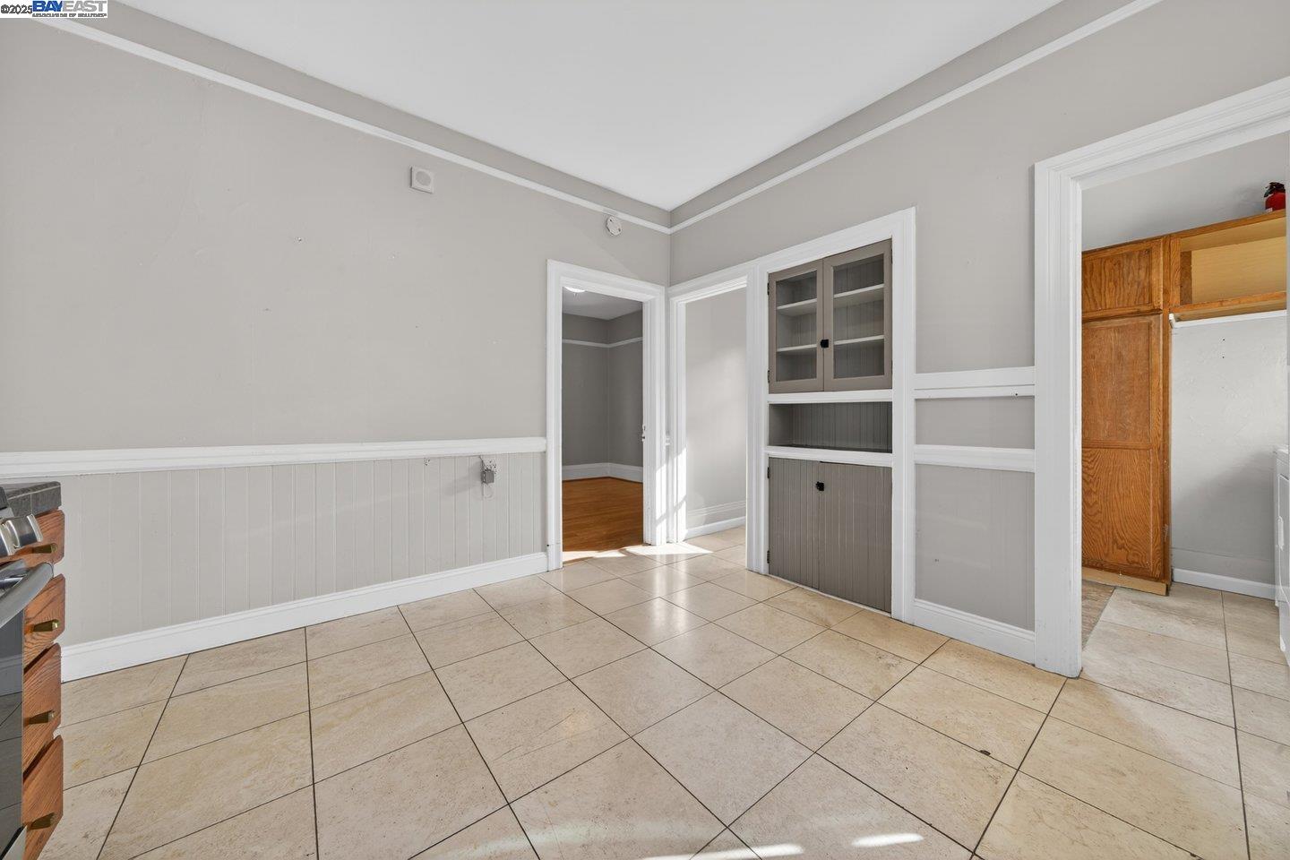 Detail Gallery Image 16 of 32 For 1922 Woolsey St, Berkeley,  CA 94703 - 3 Beds | 1 Baths