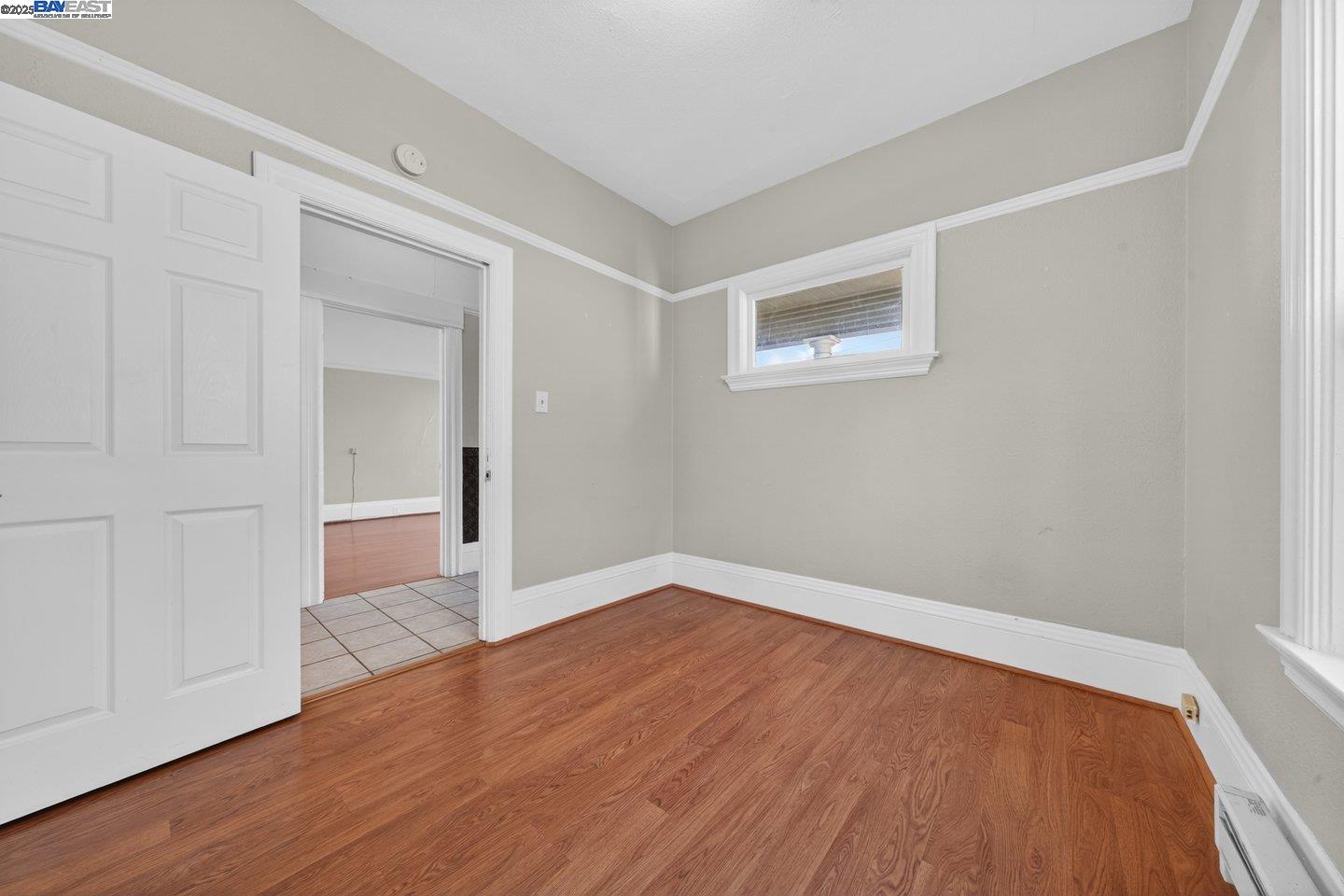 Detail Gallery Image 23 of 32 For 1922 Woolsey St, Berkeley,  CA 94703 - 3 Beds | 1 Baths