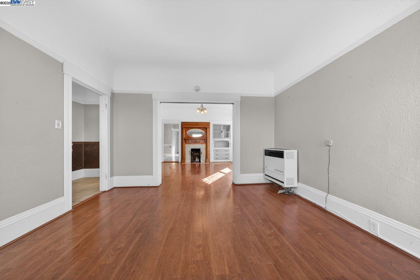 Detail Gallery Image 9 of 32 For 1922 Woolsey St, Berkeley,  CA 94703 - 3 Beds | 1 Baths