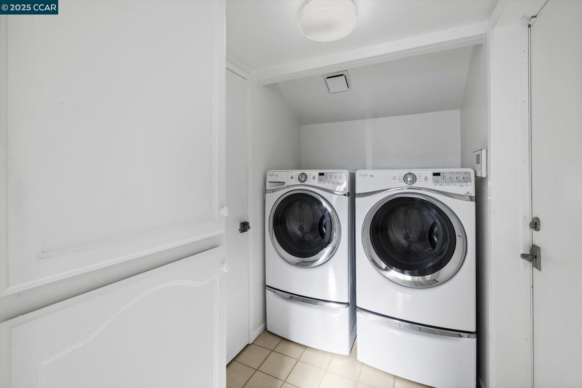 Detail Gallery Image 19 of 52 For 850 Leeds Ct., Benicia,  CA 94510 - 3 Beds | 2/1 Baths