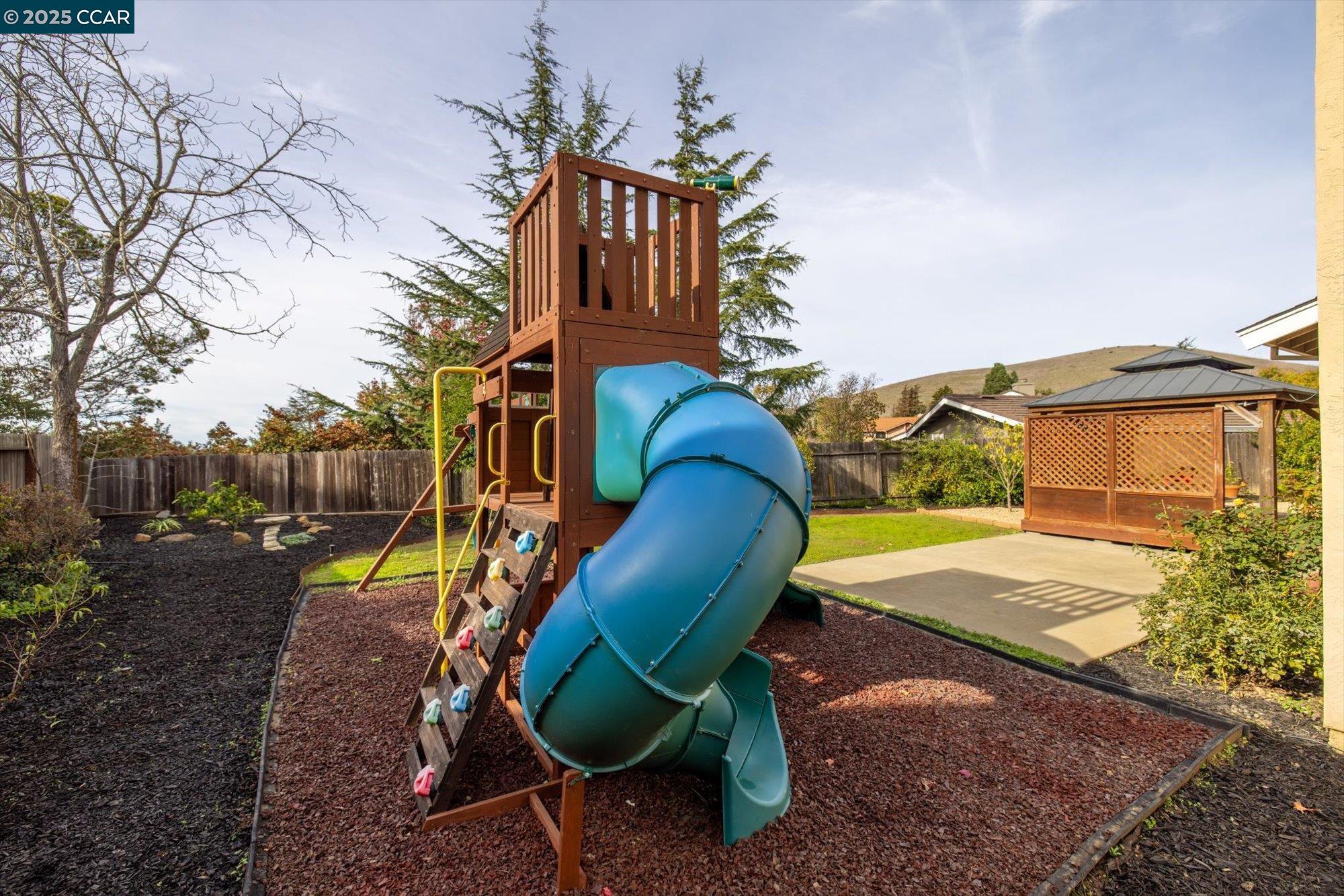 Detail Gallery Image 48 of 52 For 850 Leeds Ct., Benicia,  CA 94510 - 3 Beds | 2/1 Baths