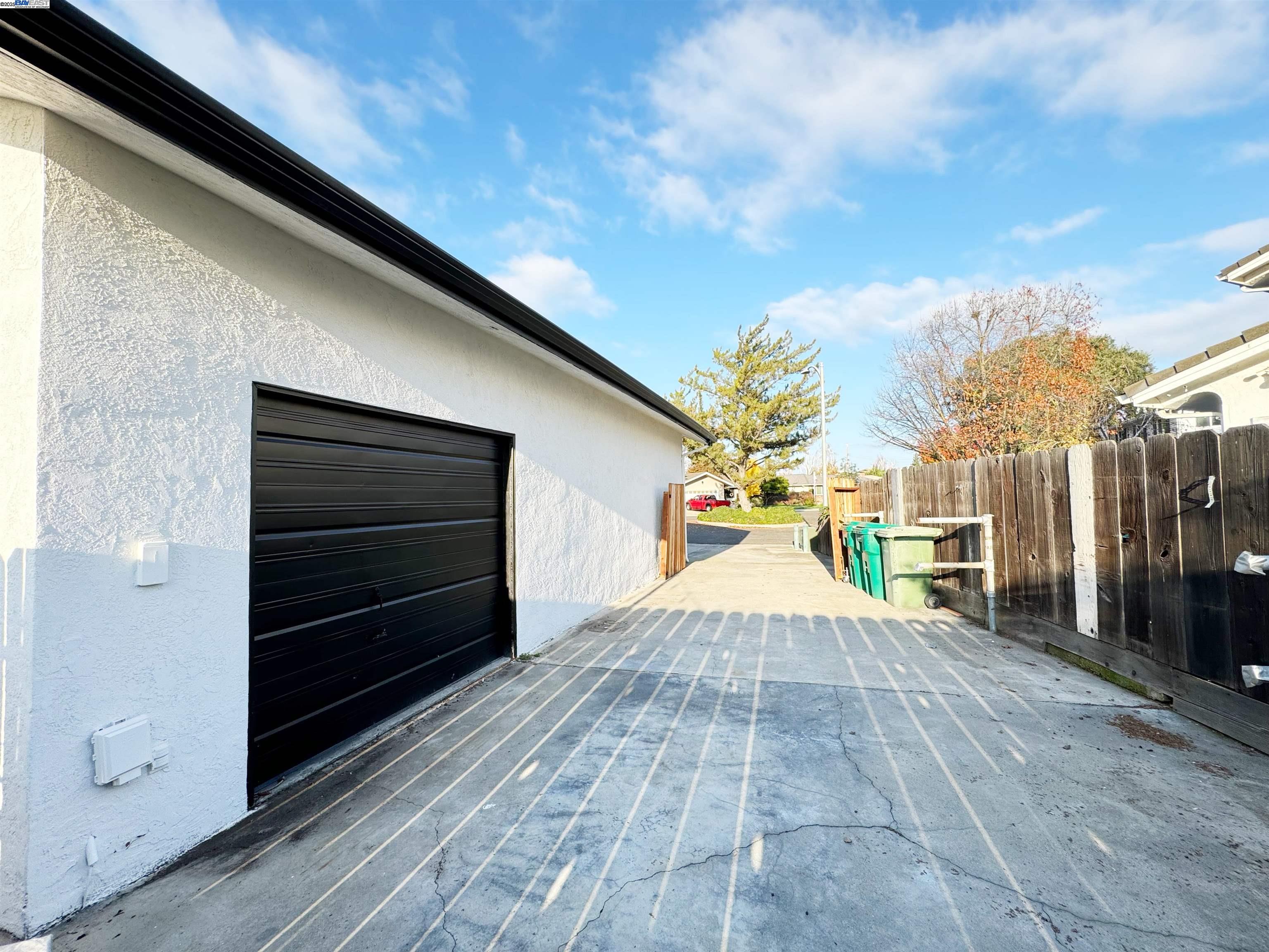 Detail Gallery Image 4 of 60 For 838 Virginia Ave, Lodi,  CA 95242 - 4 Beds | 4/1 Baths