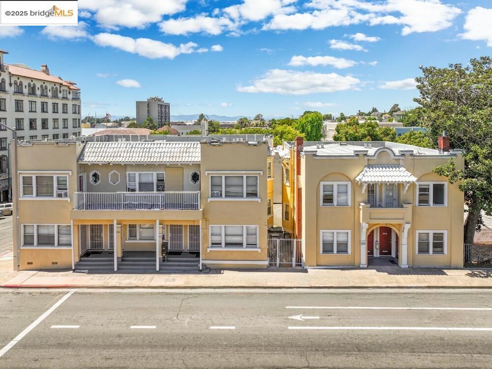 Front Image Thumbnail for EB41118756