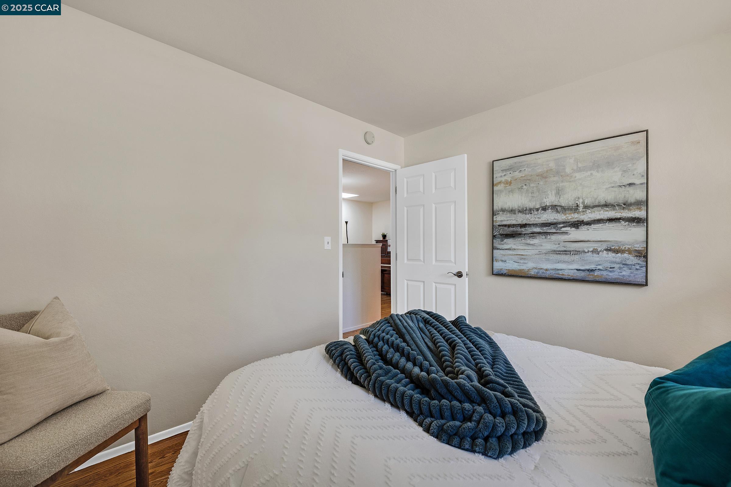 Detail Gallery Image 19 of 44 For 345 Shire Oaks Court, Lafayette,  CA 94549 - 3 Beds | 2/1 Baths