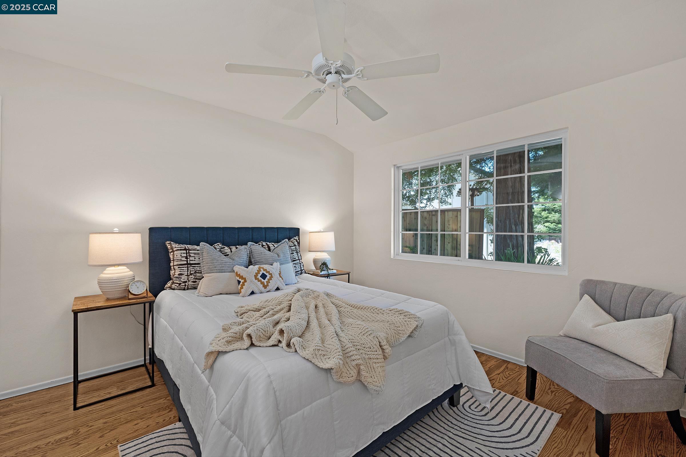 Detail Gallery Image 20 of 40 For 345 Shire Oaks Court, Lafayette,  CA 94549 - 3 Beds | 2/1 Baths