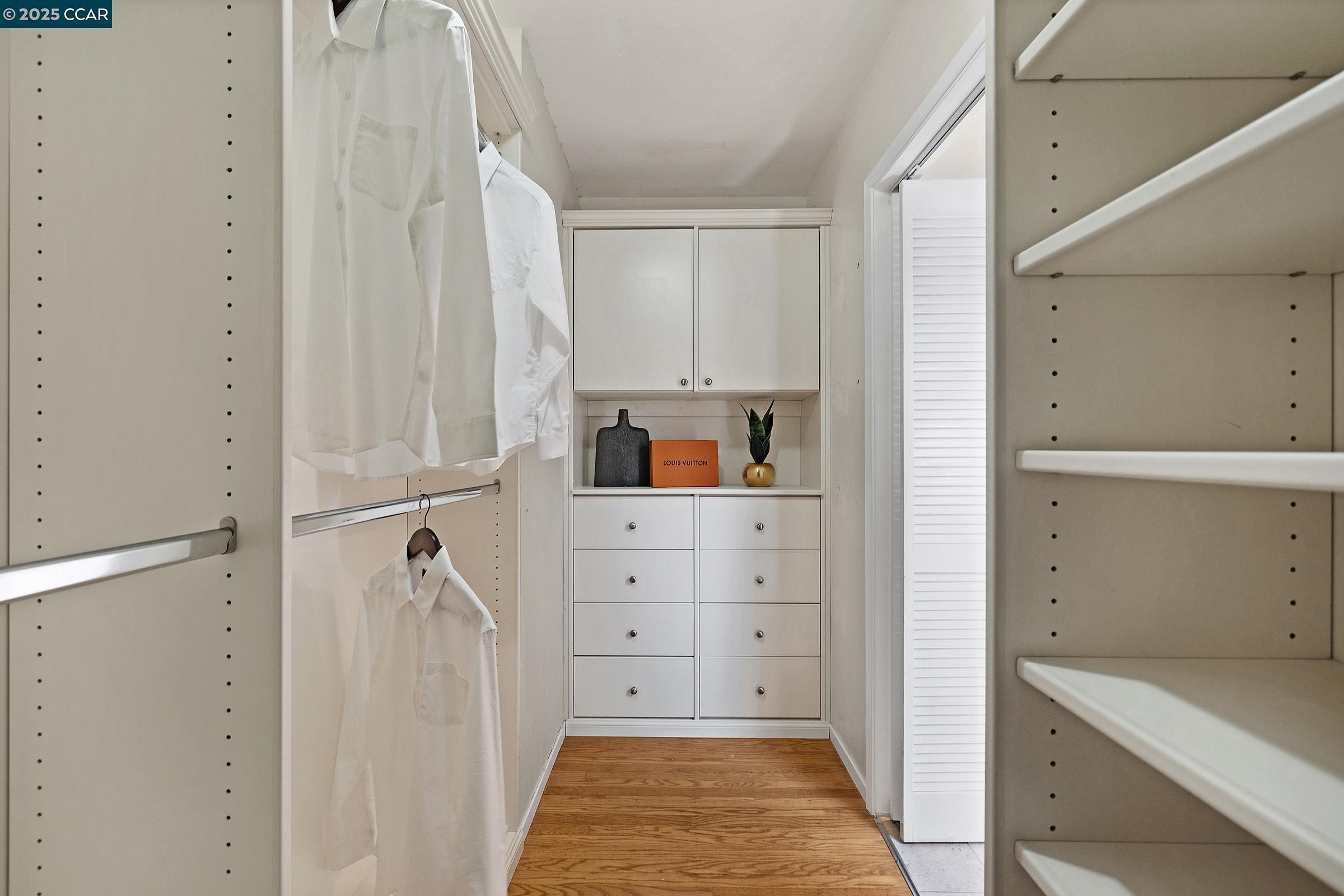 Detail Gallery Image 30 of 44 For 345 Shire Oaks Court, Lafayette,  CA 94549 - 3 Beds | 2/1 Baths