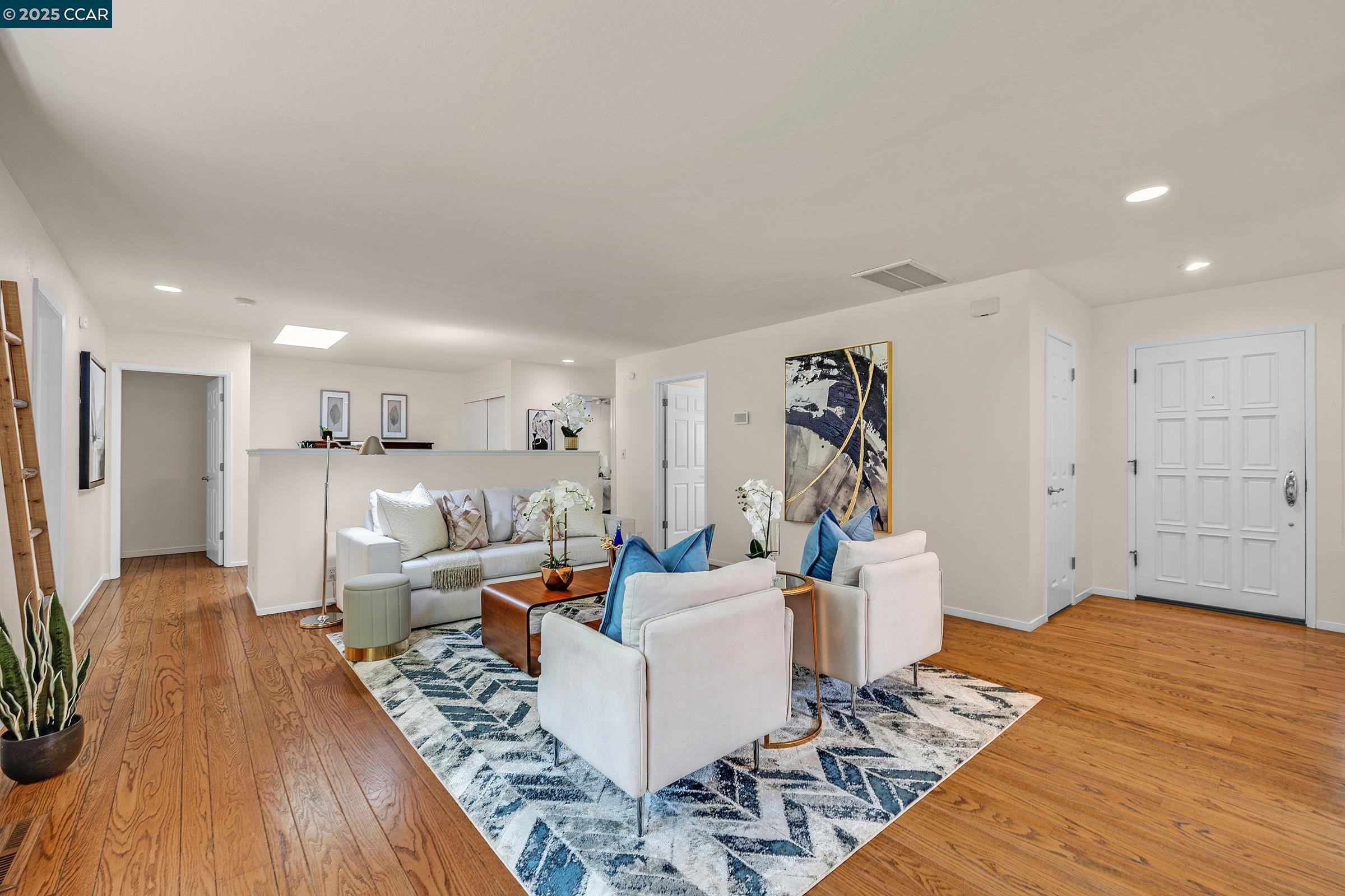 Detail Gallery Image 31 of 44 For 345 Shire Oaks Court, Lafayette,  CA 94549 - 3 Beds | 2/1 Baths