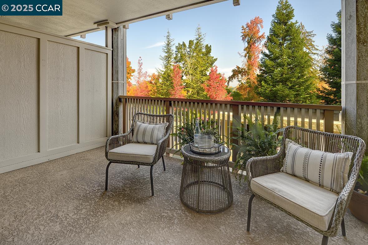 Detail Gallery Image 16 of 54 For 1209 Running Springs Rd #6,  Walnut Creek,  CA 94595 - 2 Beds | 1 Baths
