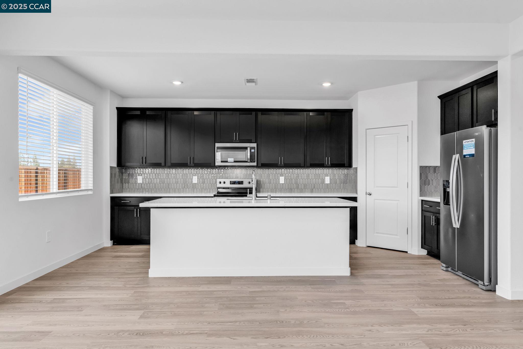 Detail Gallery Image 11 of 51 For 2311 Admiral Court, Brentwood,  CA 94513 - 3 Beds | 4 Baths