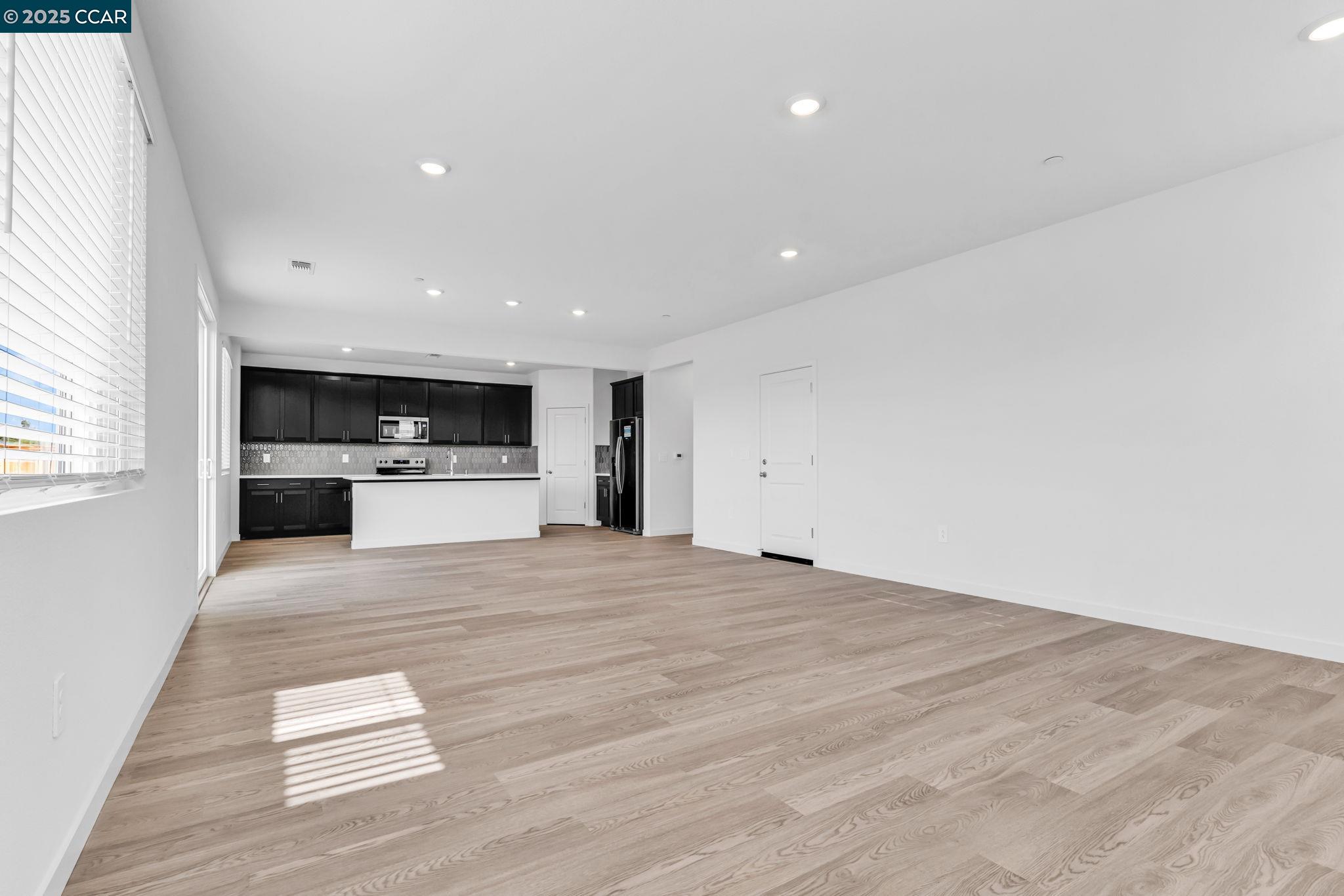 Detail Gallery Image 10 of 51 For 2311 Admiral Court, Brentwood,  CA 94513 - 3 Beds | 4 Baths