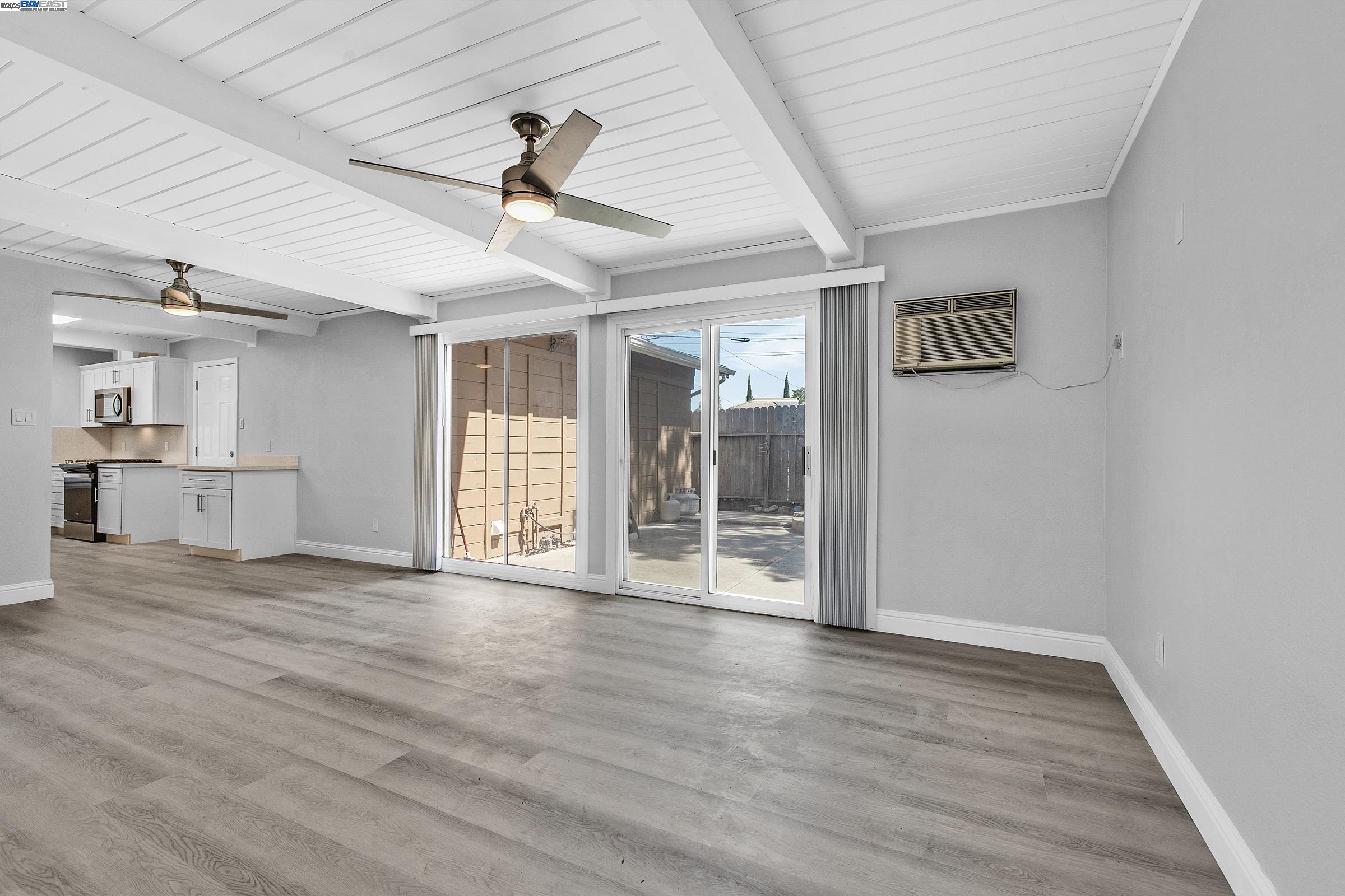 Front Image Thumbnail for BE41118767