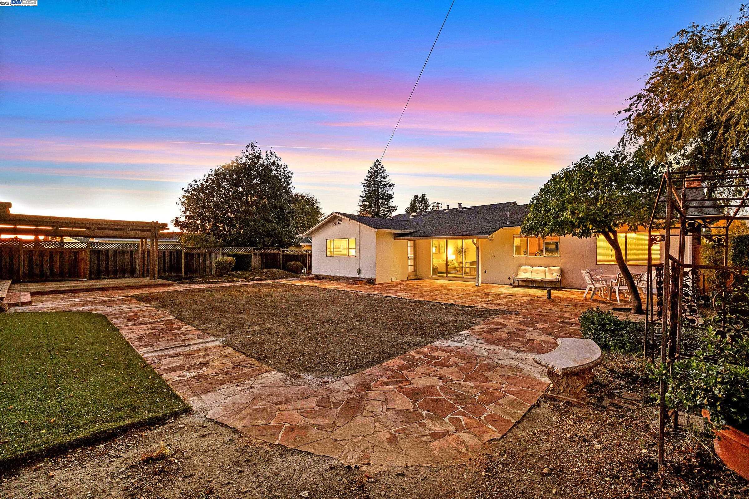 Detail Gallery Image 24 of 43 For 41506 Chadbourne Dr, Fremont,  CA 94539 - 3 Beds | 2 Baths