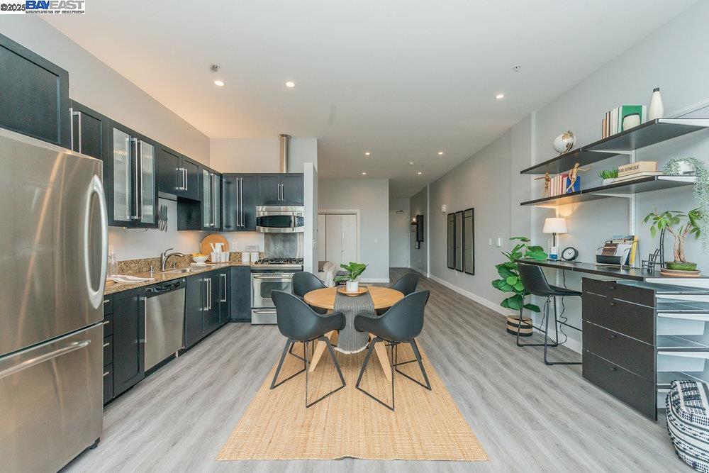 Detail Gallery Image 30 of 54 For 1001 46th St #220,  Emeryville,  CA 94608 - 1 Beds | 1 Baths