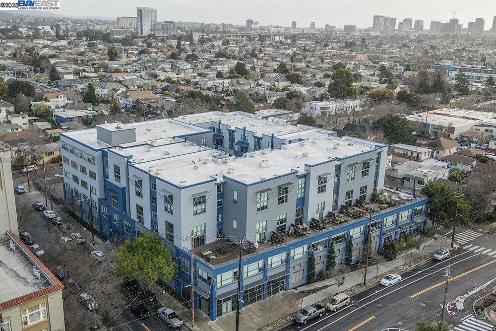 Detail Gallery Image 49 of 54 For 1001 46th St #220,  Emeryville,  CA 94608 - 1 Beds | 1 Baths