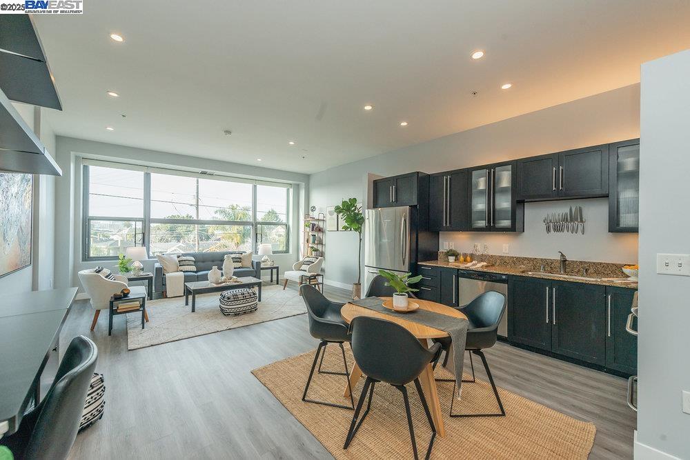 Detail Gallery Image 10 of 54 For 1001 46th St #220,  Emeryville,  CA 94608 - 1 Beds | 1 Baths