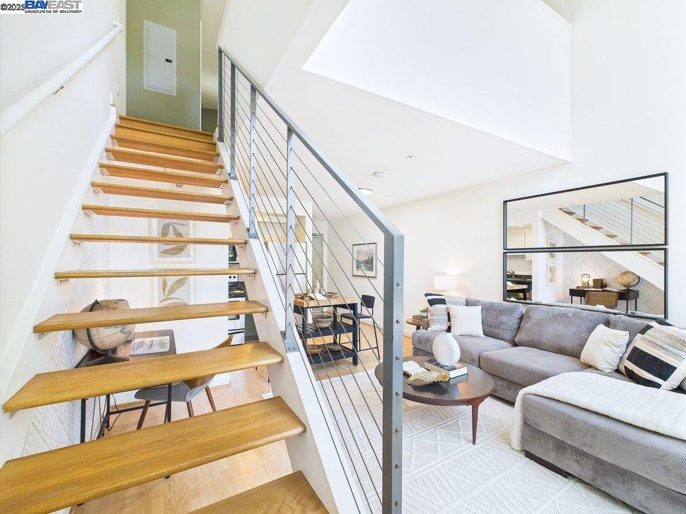 Detail Gallery Image 2 of 25 For 485 W Macarthur Blvd #201,  Oakland,  CA 94609 - 1 Beds | 1 Baths