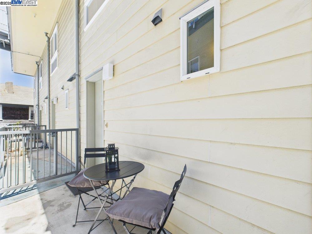 Detail Gallery Image 12 of 25 For 485 W Macarthur Blvd #201,  Oakland,  CA 94609 - 1 Beds | 1 Baths