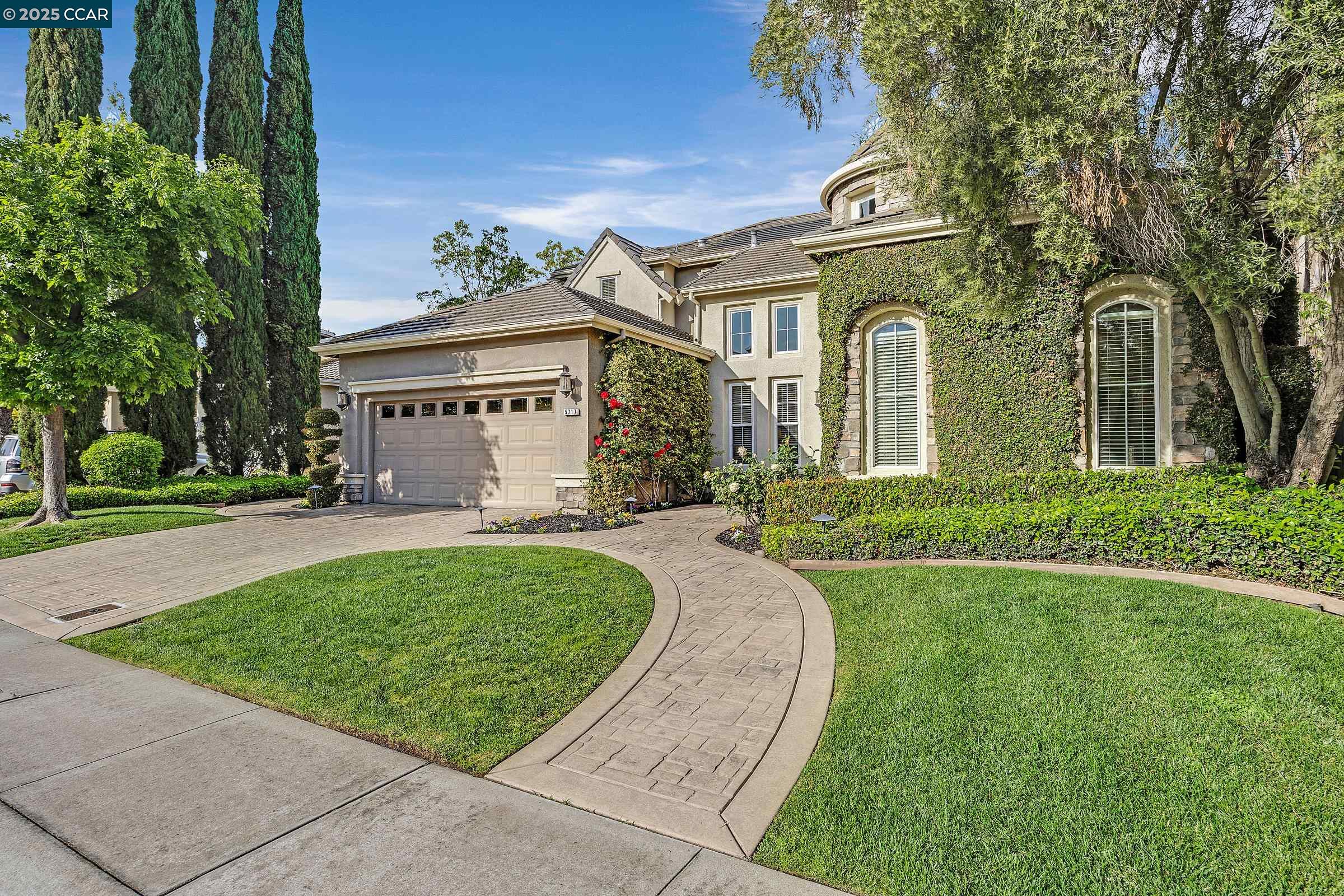 Detail Gallery Image 11 of 60 For 5717 Saint Andrews Dr, Stockton,  CA 95219 - 3 Beds | 3/1 Baths