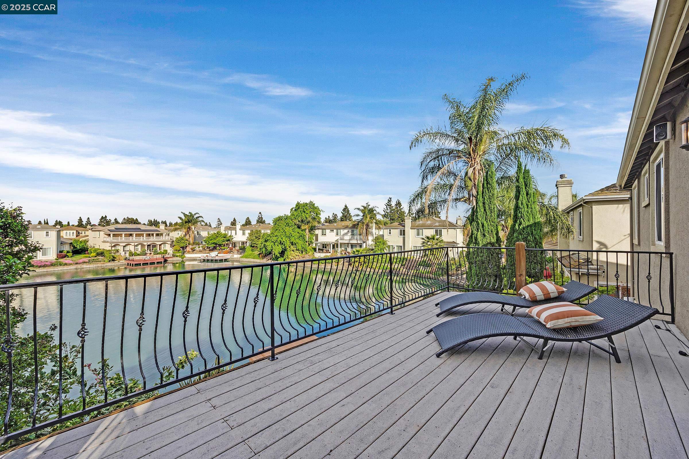 Detail Gallery Image 33 of 60 For 5717 Saint Andrews Dr, Stockton,  CA 95219 - 3 Beds | 3/1 Baths