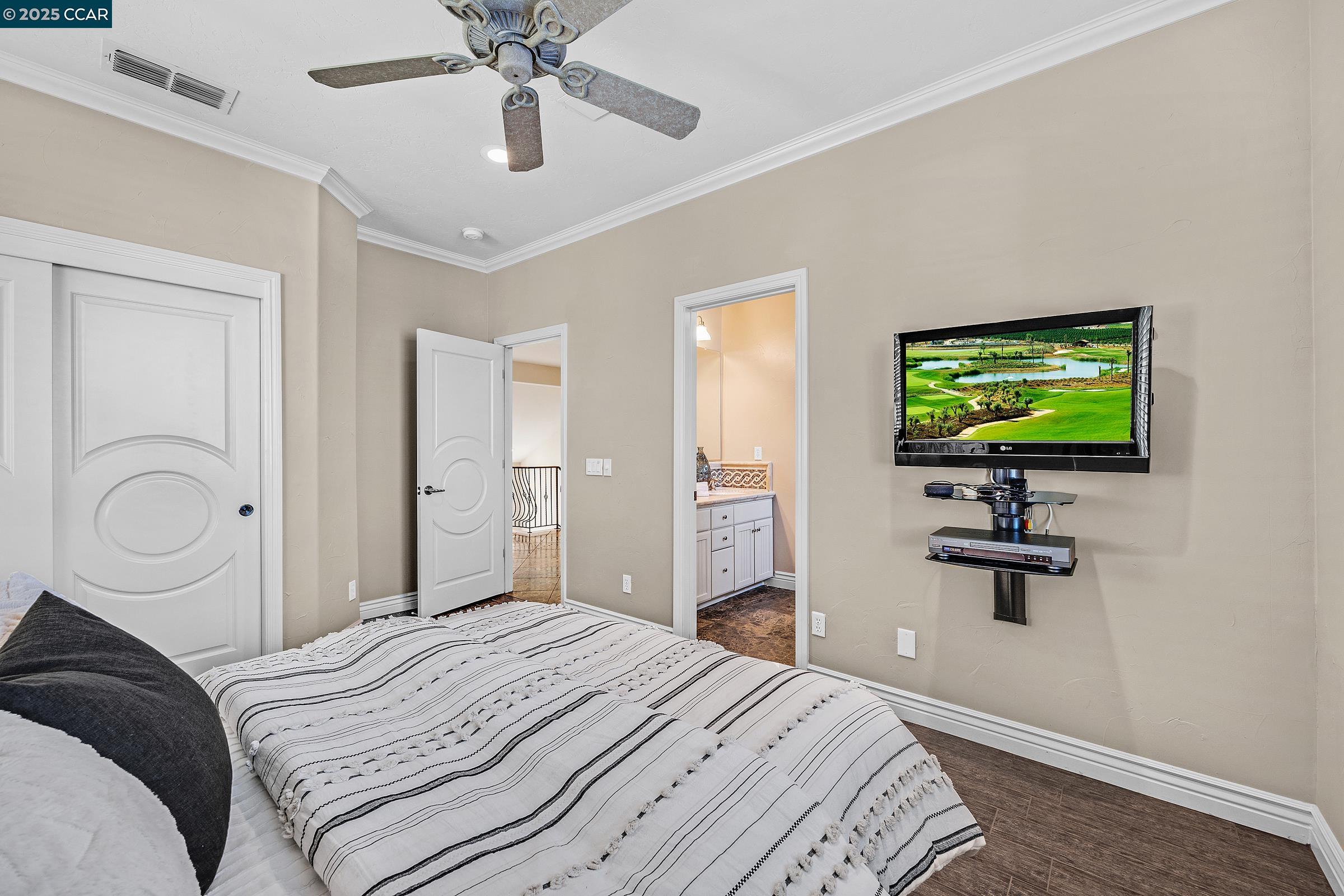 Detail Gallery Image 41 of 60 For 5717 Saint Andrews Dr, Stockton,  CA 95219 - 3 Beds | 3/1 Baths