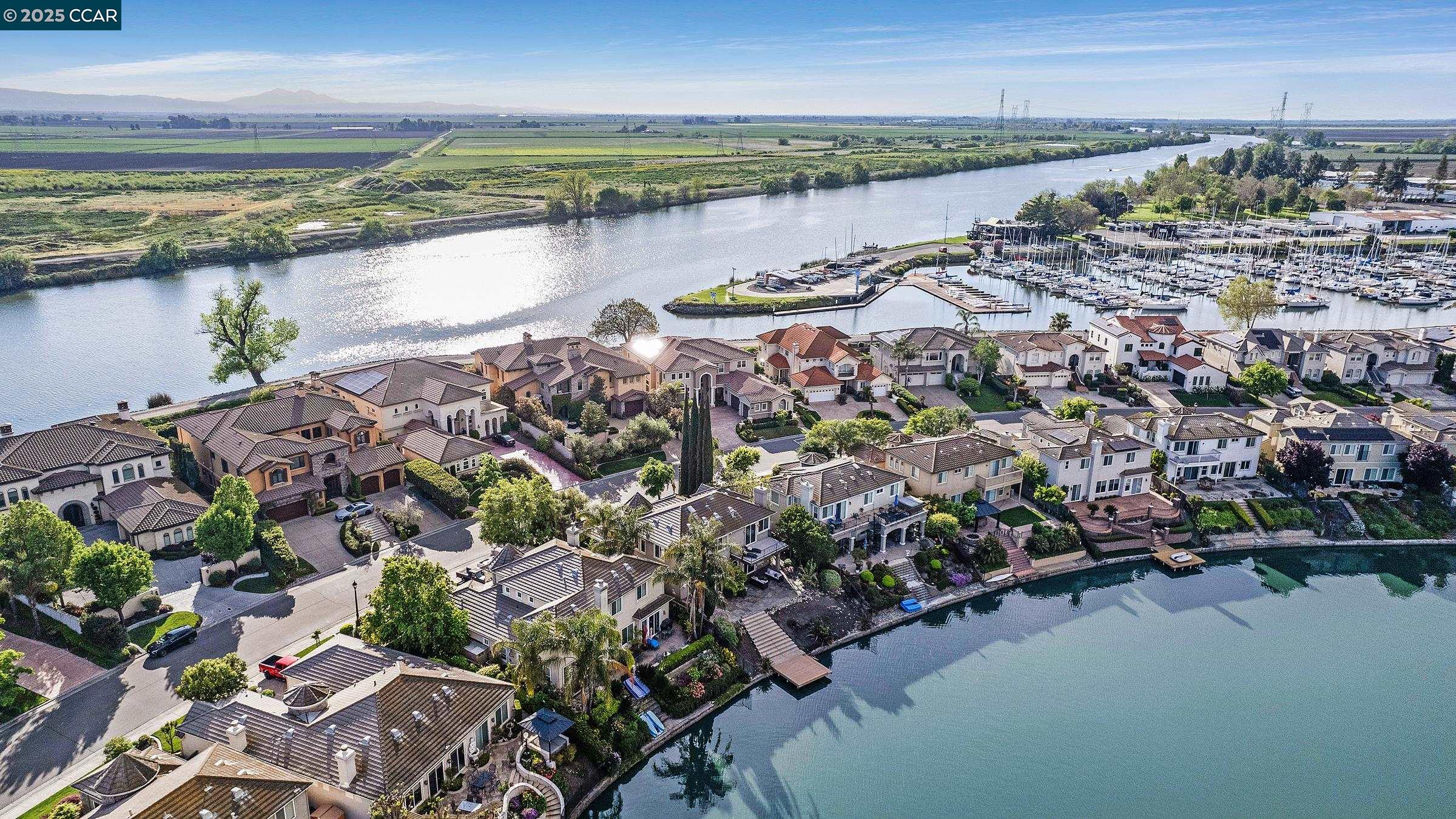 Detail Gallery Image 45 of 60 For 5717 Saint Andrews Dr, Stockton,  CA 95219 - 3 Beds | 3/1 Baths