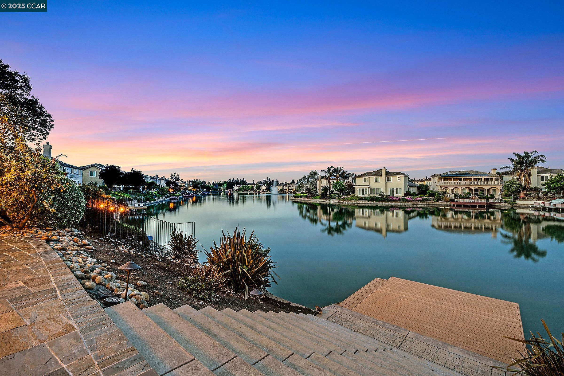 Detail Gallery Image 56 of 60 For 5717 Saint Andrews Dr, Stockton,  CA 95219 - 3 Beds | 3/1 Baths