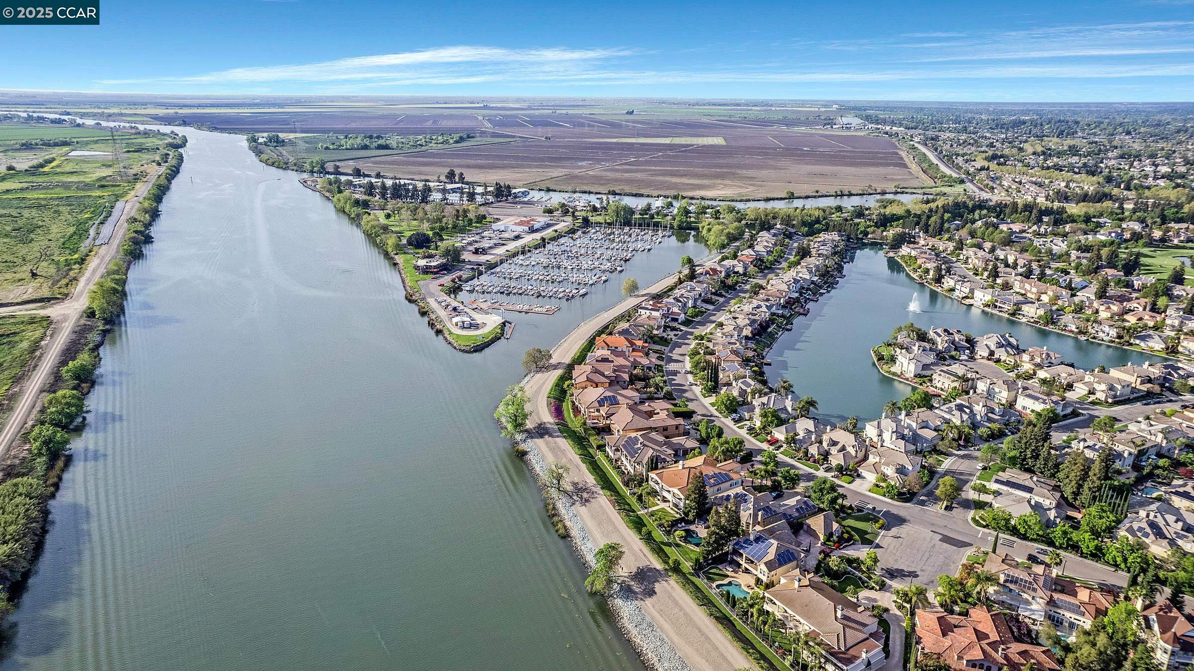 Detail Gallery Image 58 of 60 For 5717 Saint Andrews Dr, Stockton,  CA 95219 - 3 Beds | 3/1 Baths