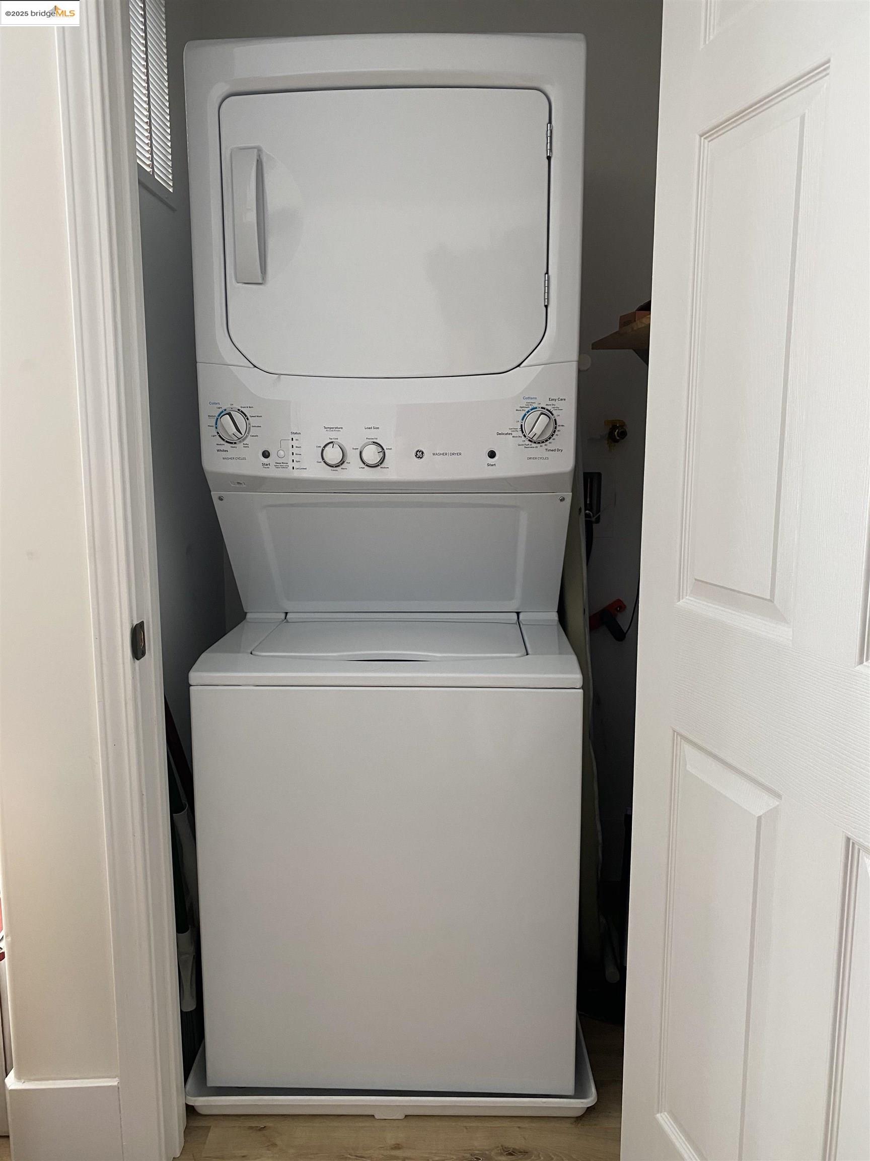 Detail Gallery Image 26 of 39 For 838 Vermont St, Oakland,  CA 94610 - 2 Beds | 2 Baths