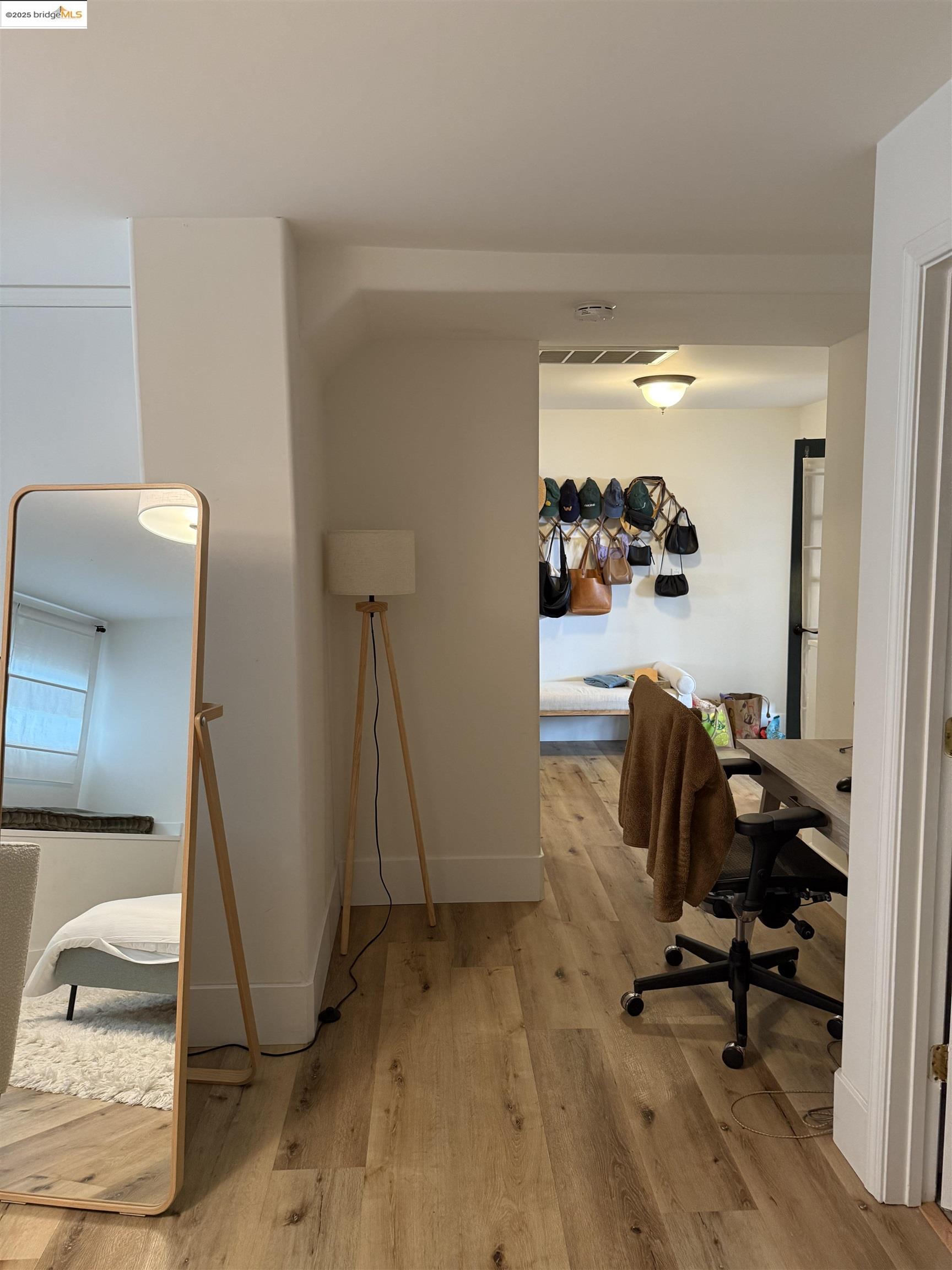 Detail Gallery Image 29 of 39 For 838 Vermont St, Oakland,  CA 94610 - 2 Beds | 2 Baths