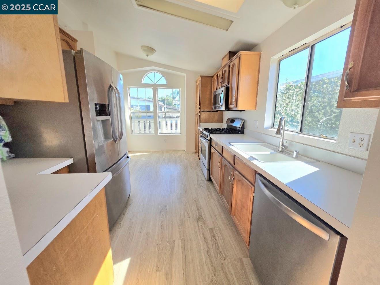 Detail Gallery Image 9 of 54 For 189 Kona Cir, Pittsburg,  CA 94565 - 2 Beds | 2 Baths