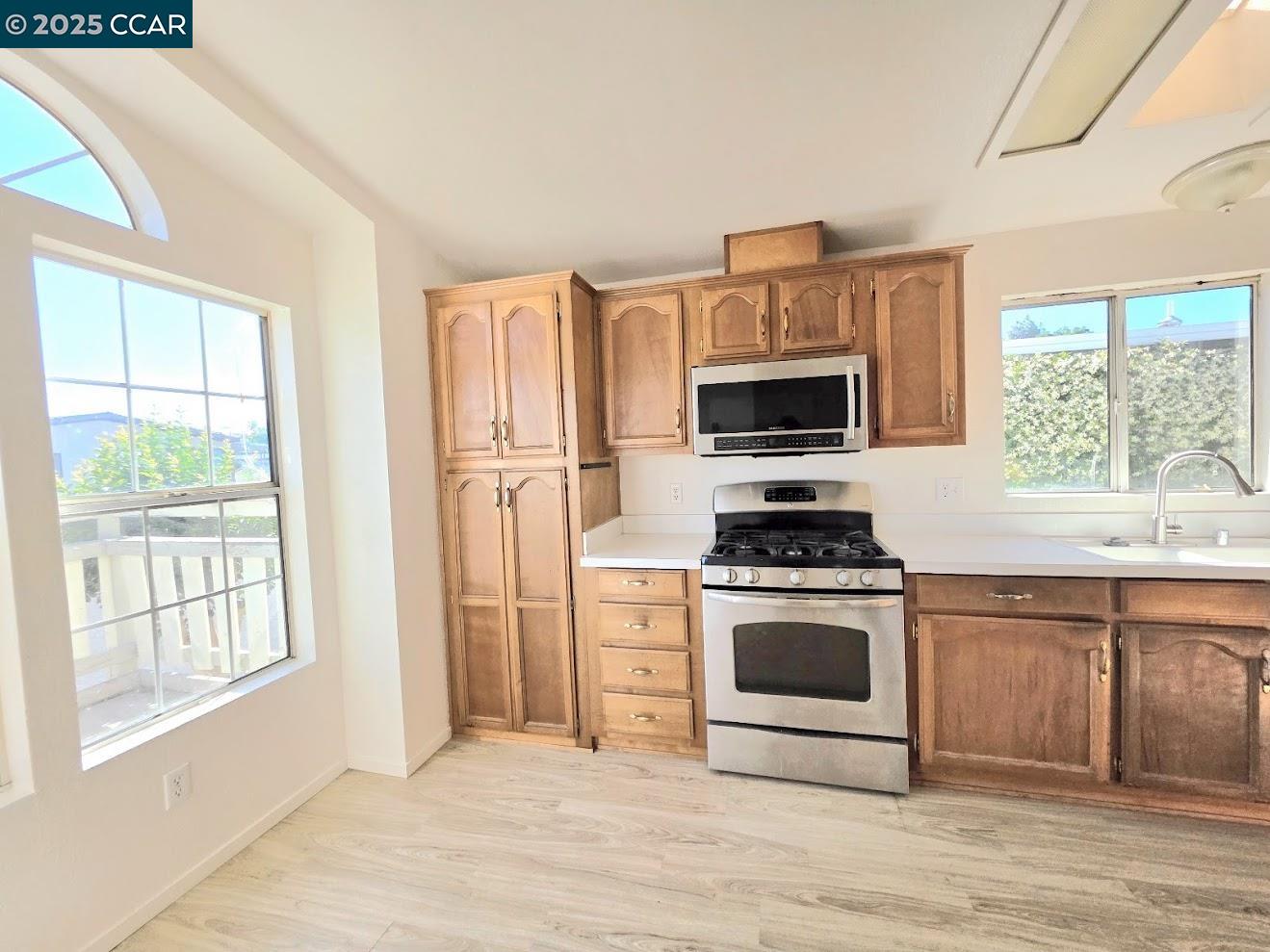 Detail Gallery Image 10 of 54 For 189 Kona Cir, Pittsburg,  CA 94565 - 2 Beds | 2 Baths