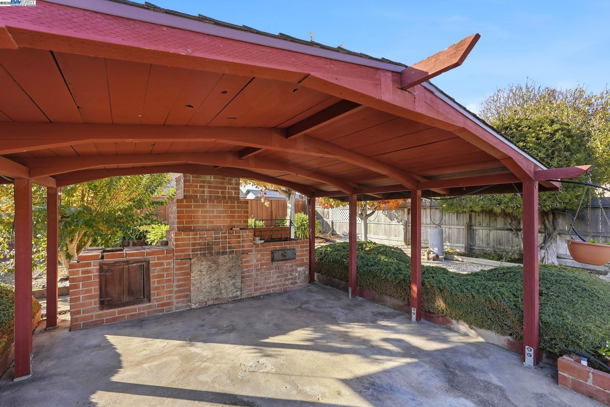 Detail Gallery Image 18 of 23 For 15329 Edgemoor St, San Leandro,  CA 94579 - 2 Beds | 1 Baths