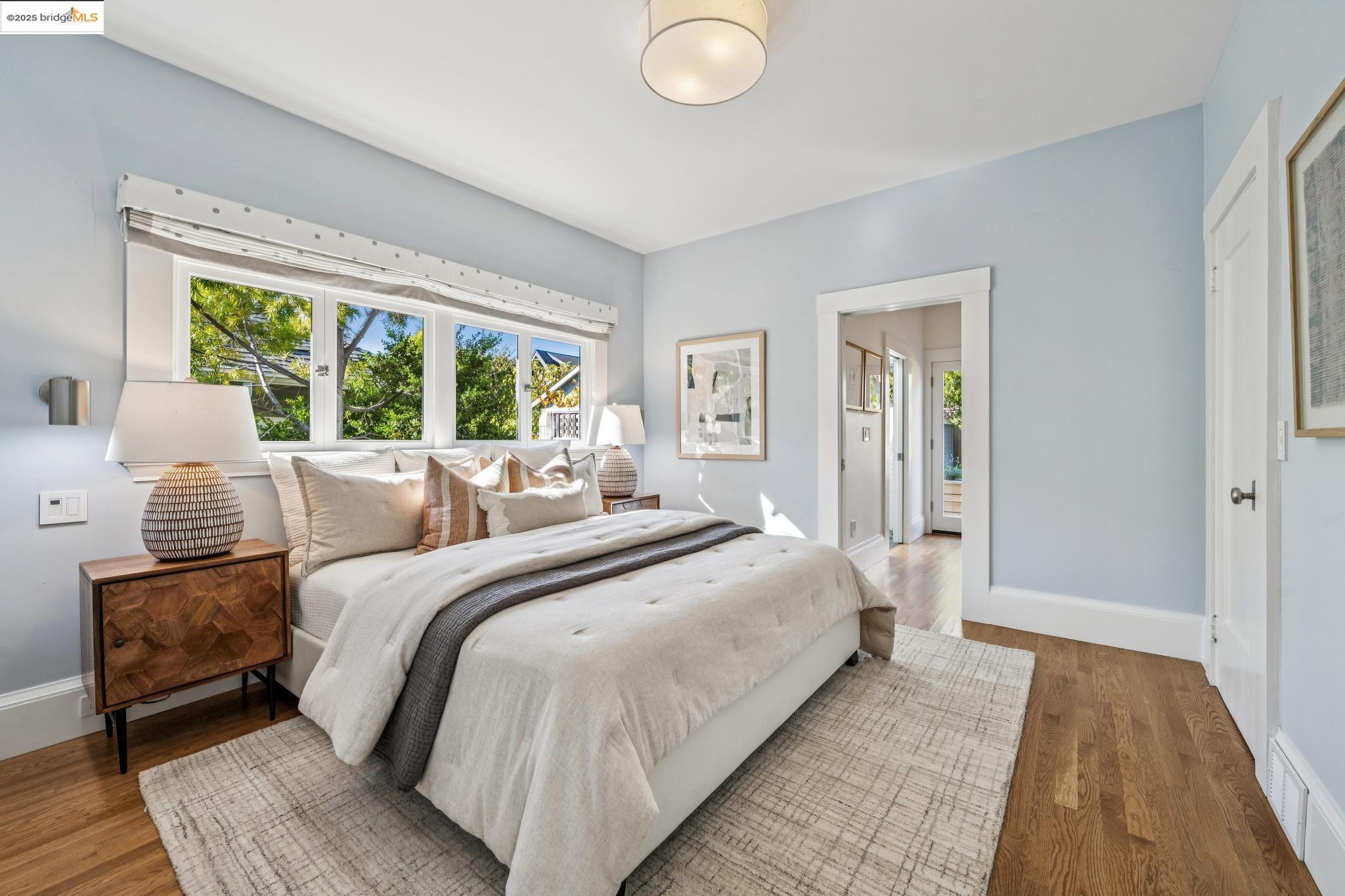 Detail Gallery Image 41 of 55 For 5522 Taft Ave, Oakland,  CA 94618 - 2 Beds | 2 Baths