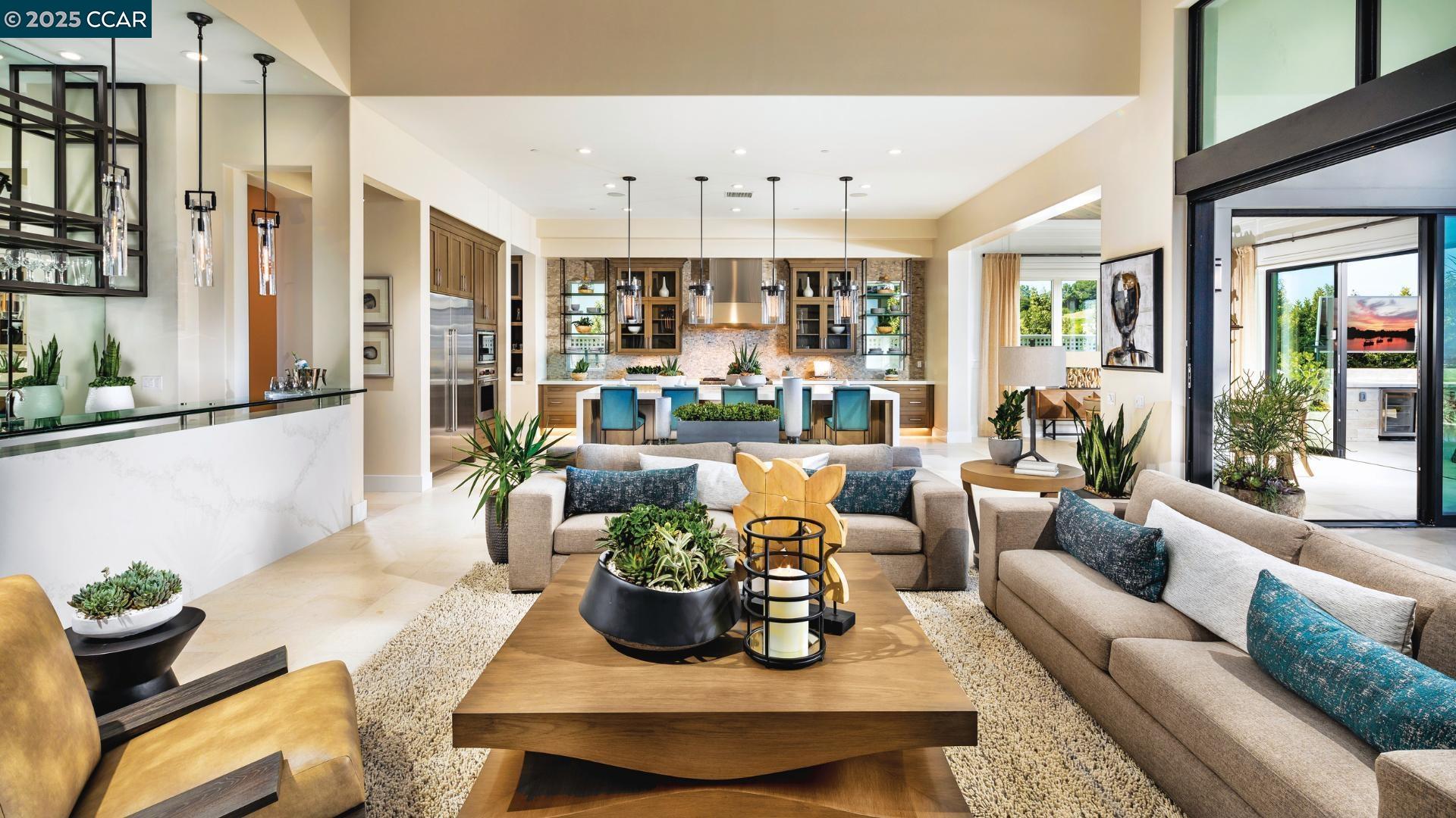 Detail Gallery Image 2 of 22 For 2195 via Santa Elena, Morgan Hill,  CA 95037 - 4 Beds | 4/1 Baths