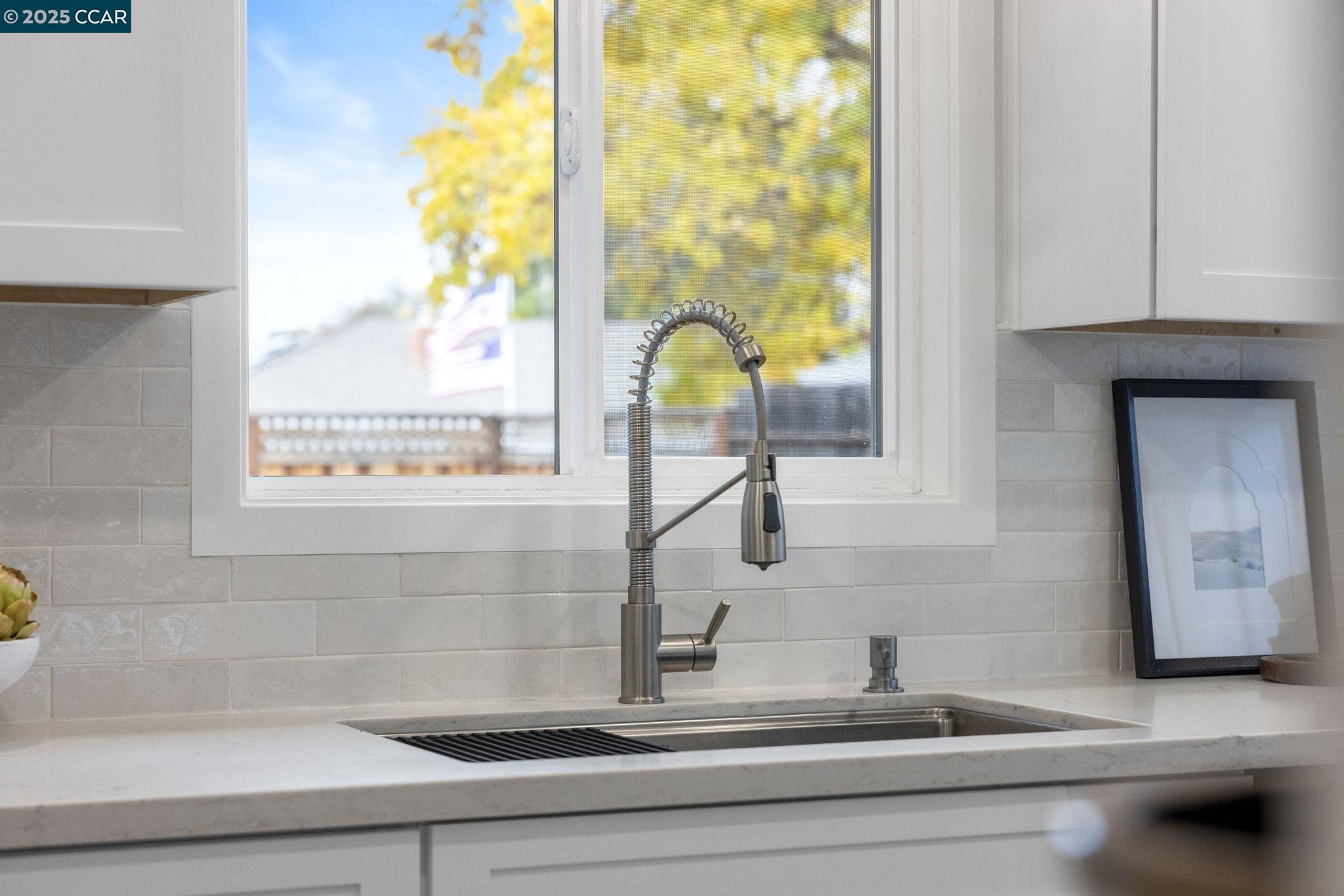 Detail Gallery Image 16 of 42 For 2318 N 6th St, Concord,  CA 94519 - 3 Beds | 2 Baths