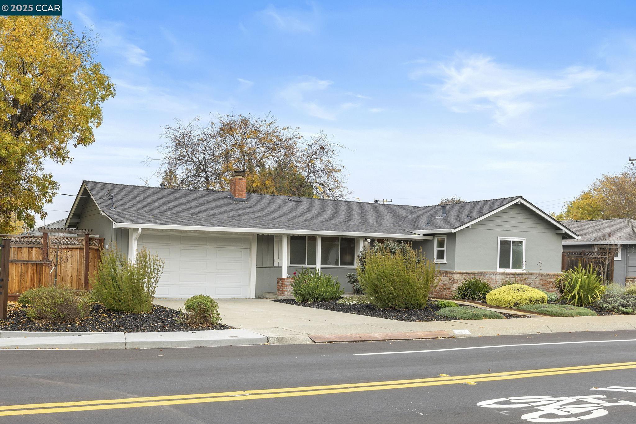 Detail Gallery Image 37 of 42 For 2318 N 6th St, Concord,  CA 94519 - 3 Beds | 2 Baths