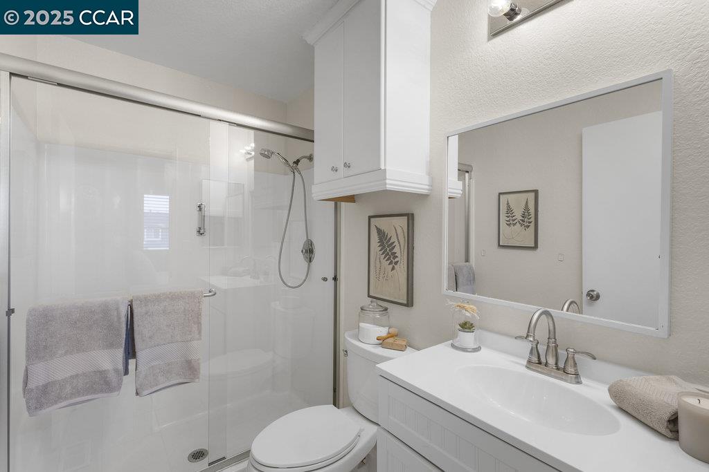 Detail Gallery Image 25 of 38 For 1048 Spring Valley Common, Livermore,  CA 94551 - 3 Beds | 2/1 Baths